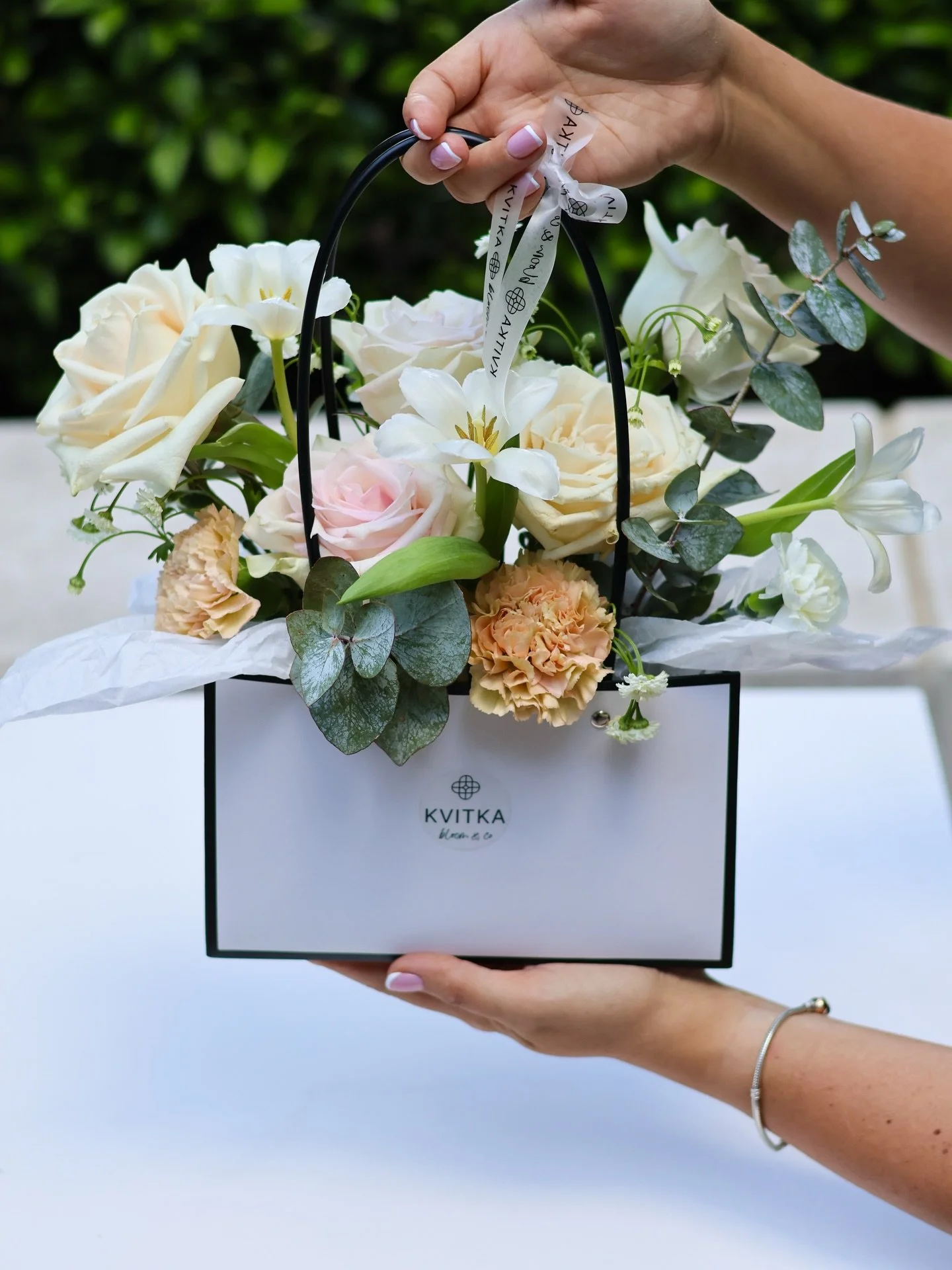 Some things are better chosen in advance💖

Pre-orders are now open for Mother&rsquo;s Day flowers🌸

Three sizes &mdash; Small, Medium, Large
Two palettes &mdash; soft pinks or neutral tones

$49 / $69 / $89

Custom designs in our signature boxes ar