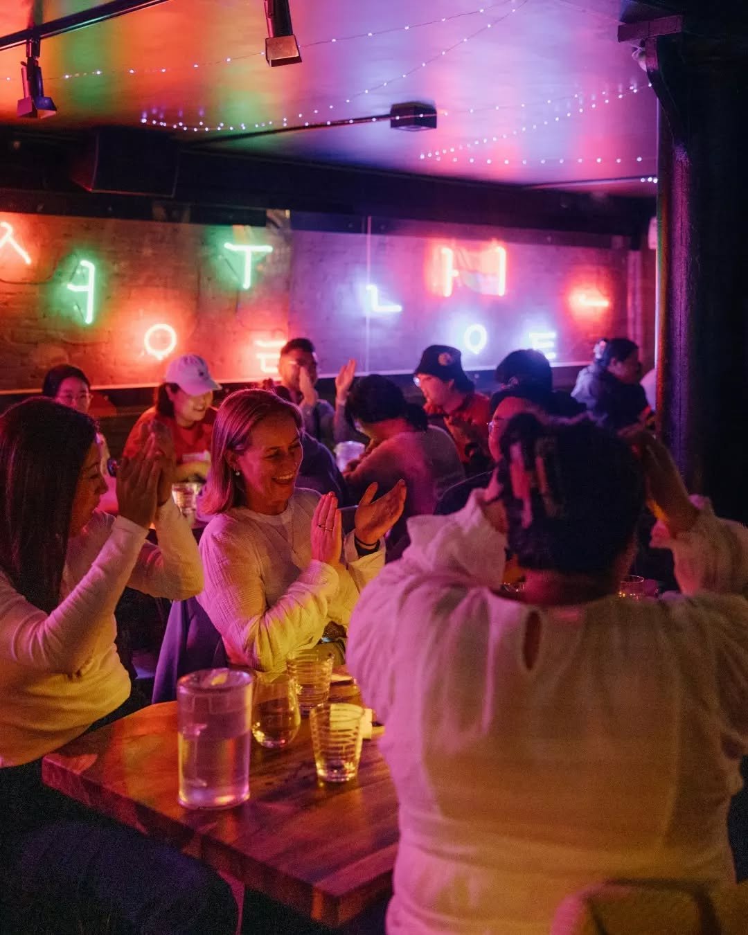 Seoul Night ✨ Where the night softens and time feels at ease. A refined take on Korean dining in Auckland CBD. Vibrant flavours, good company, and drinks that carry the evening a little longer