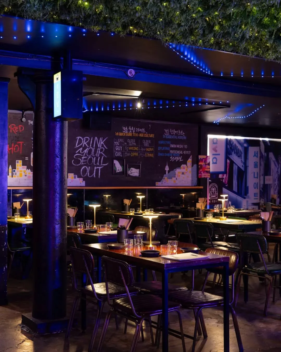 The group chat finally found the perfect venue 🌙🍸 Seoul Night functions are all about bold flavours, late night energy, shared plates, and cocktails that keep the celebration going. Gather your crew and let us host your next birthday, work event, o