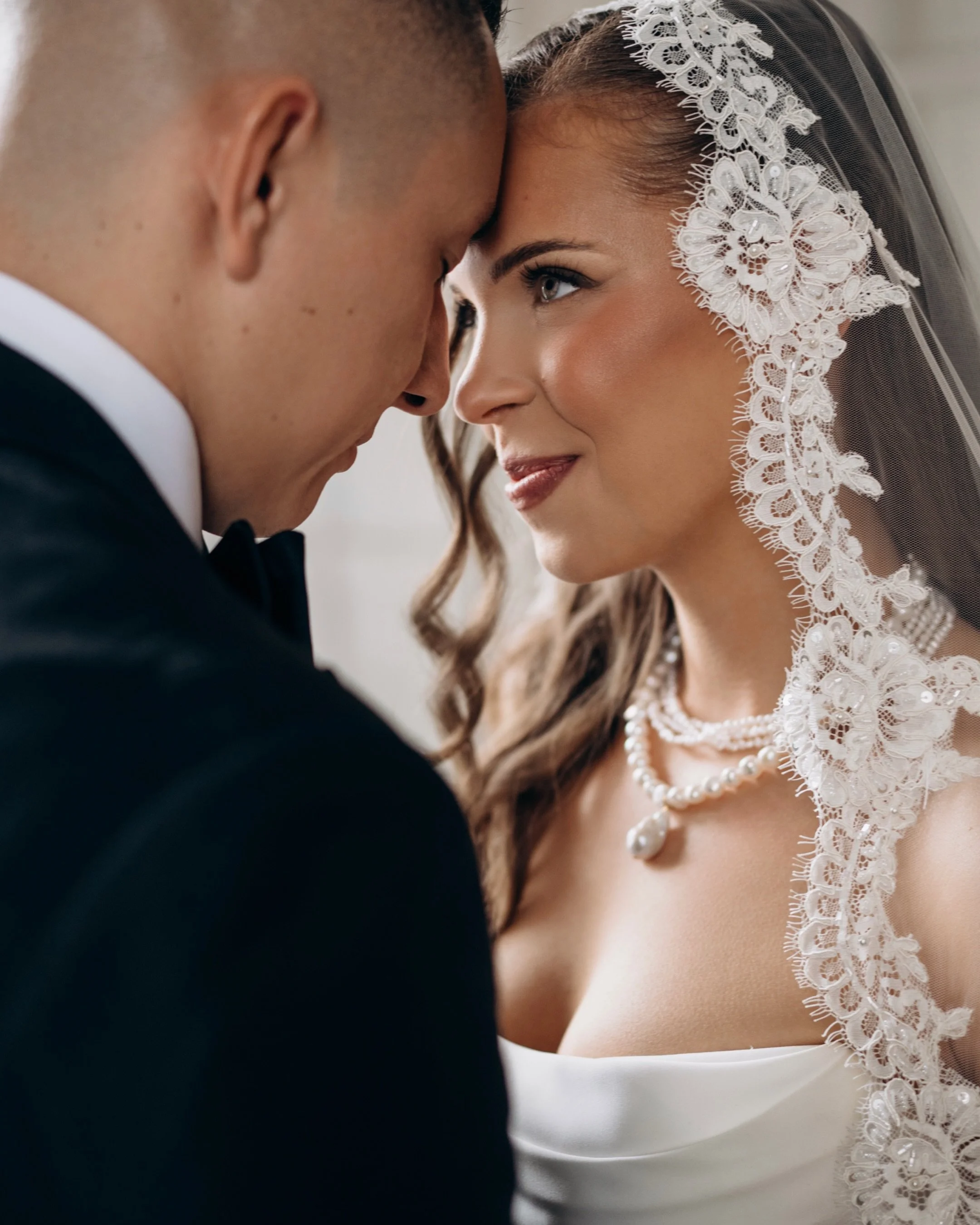Steph &amp; Andrew

a day full of love, laughter, and all their favourite people.

hair: @yulia.smolyk.hair 
makeup: @makeupbyruz 
studio: @thestudystudios 
venue: @charbar_yyc