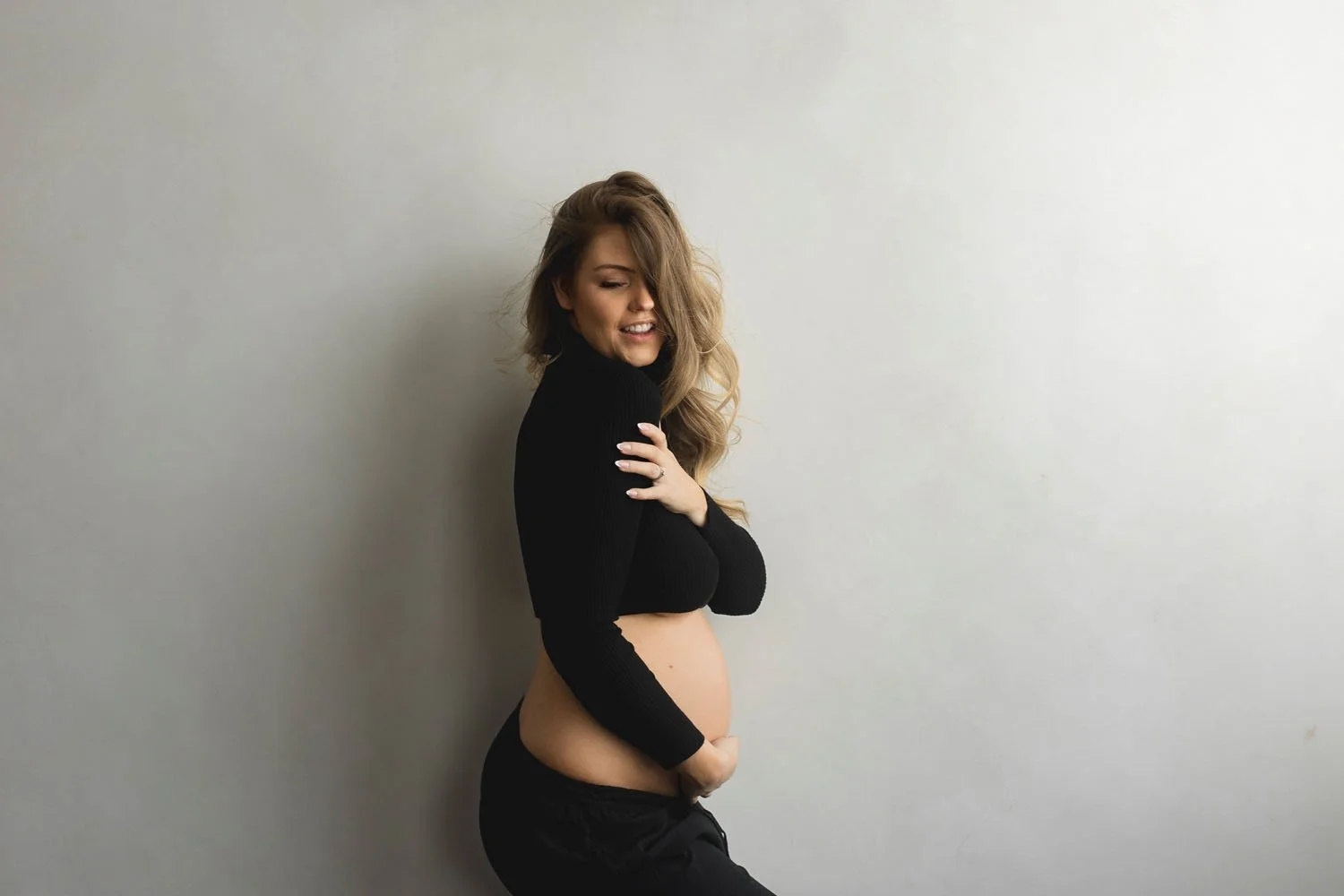 empowering-maternity-photoshoot-narrative-london-59.jpg