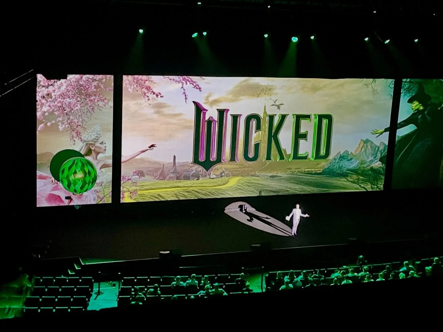 Wicked: For Good - Earlier this year we were tasked with something a little different&hellip; 🎈🎬
.
For CineEurope (Barcelona), we designed, built and flew a fully controllable, custom-themed hot air balloon for the Wicked: For Good showcase.
.
Week