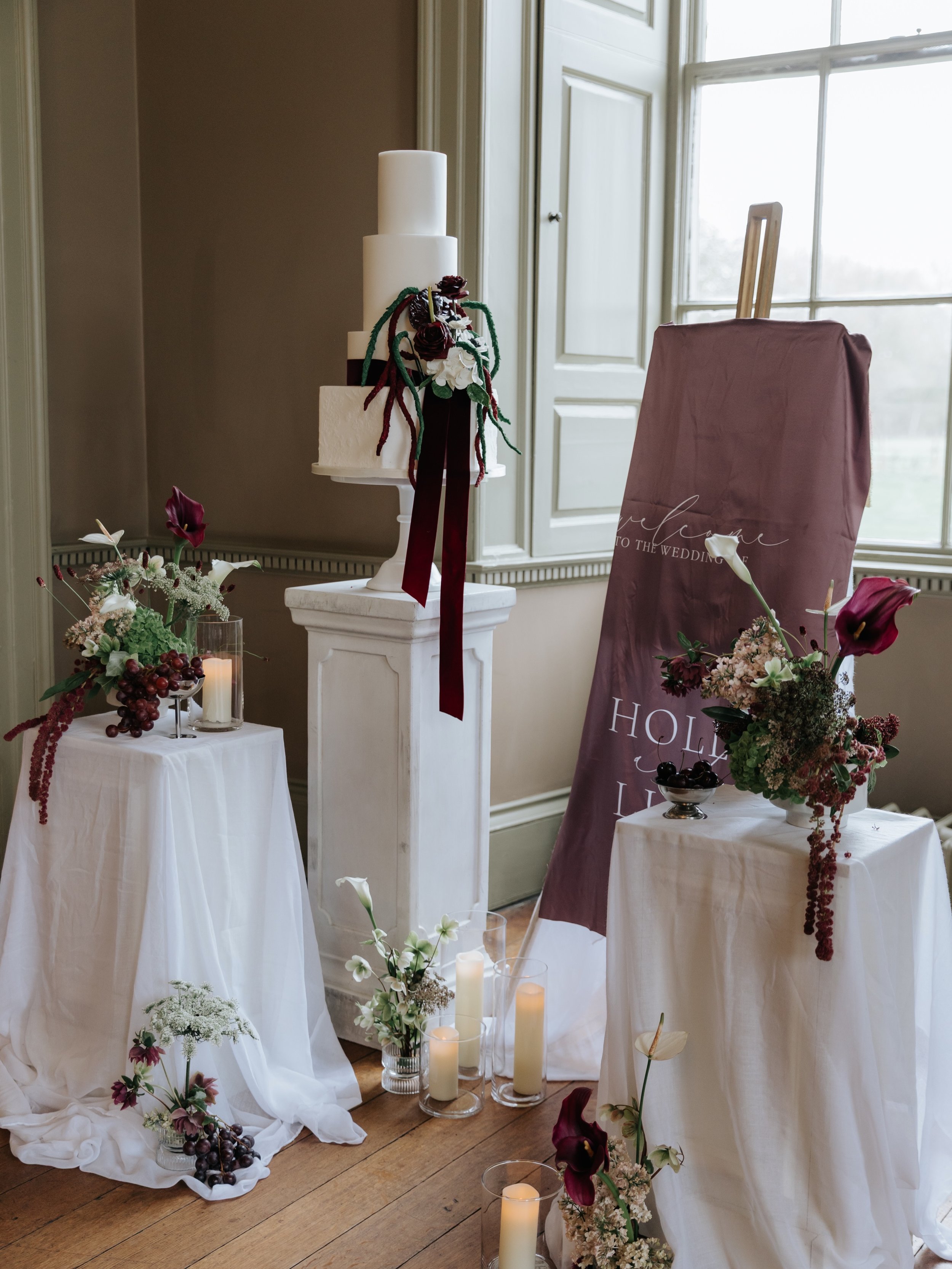 The finer details having their moment 

Makeup Artist- @natashacmakeup_
Model - @niamhmaloney25
Hair Stylist - @nikkiwinterburnhairdressing
Photographer - @graceclayphotography
Cake - @cakesbyzoelincoln
Dress - @theivorygallerybridal
Veil - @madelein