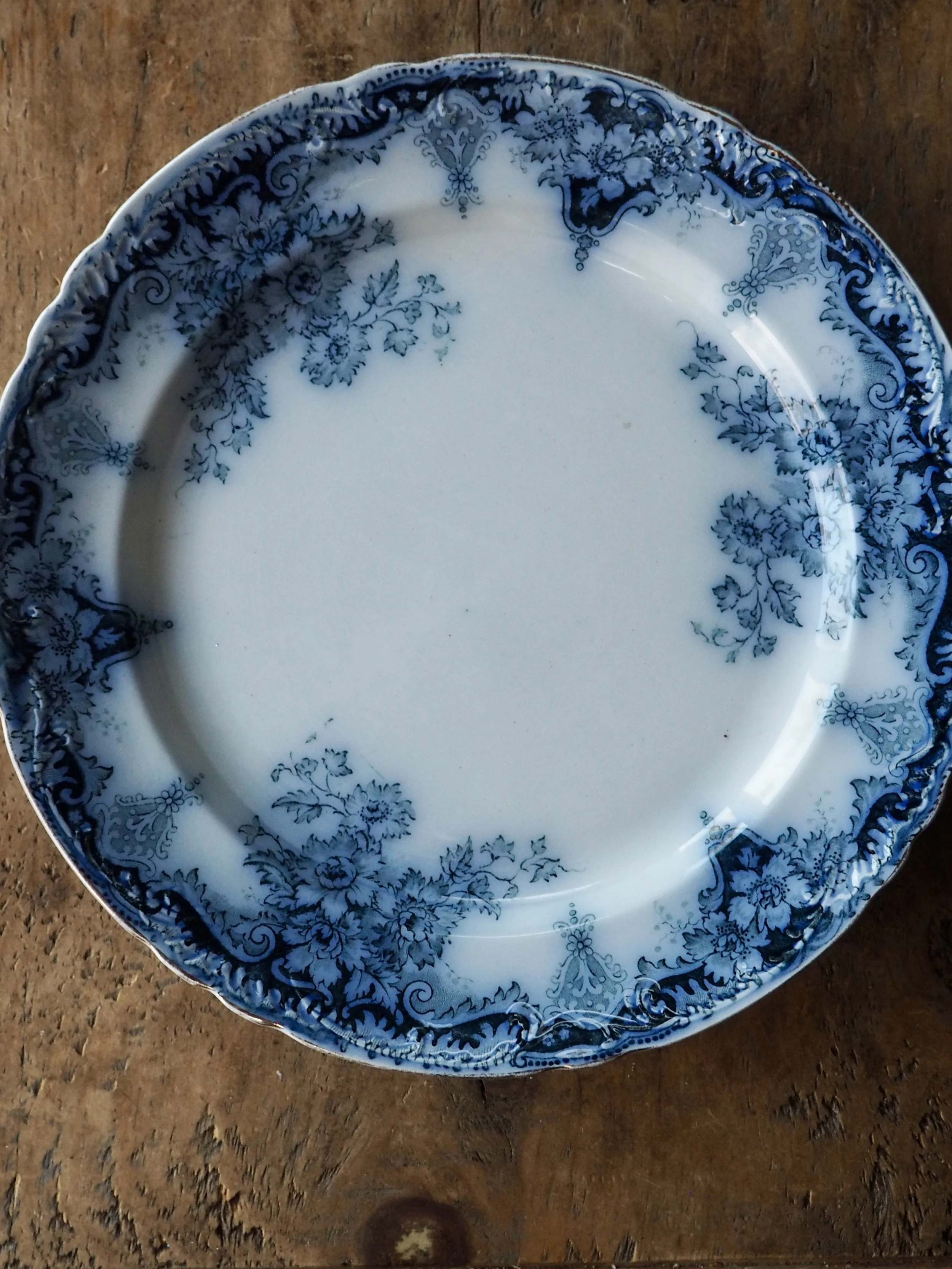 Arley Victorian dinner plate by Ford and sons, Burslem, England