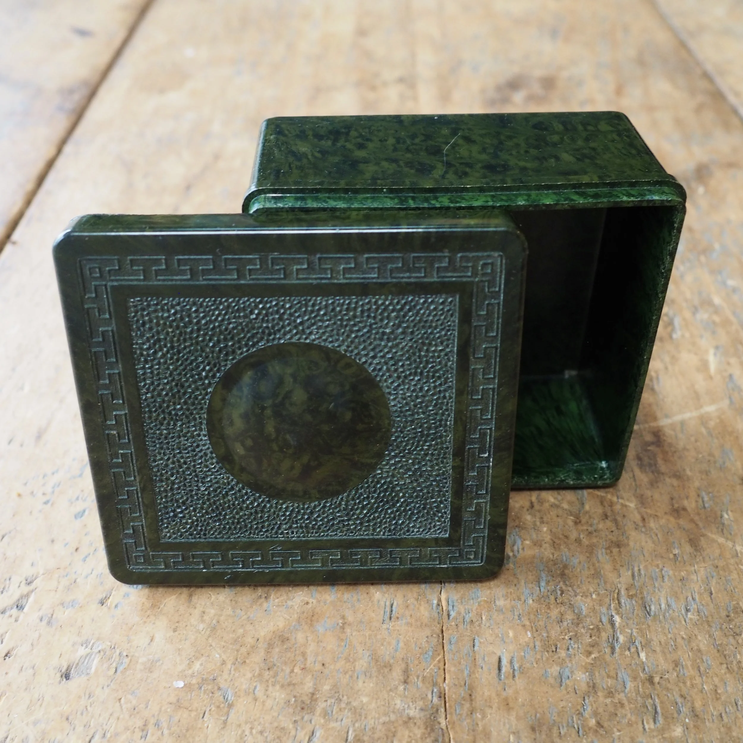 Green Art Deco Bakelite trinket box by Stadium