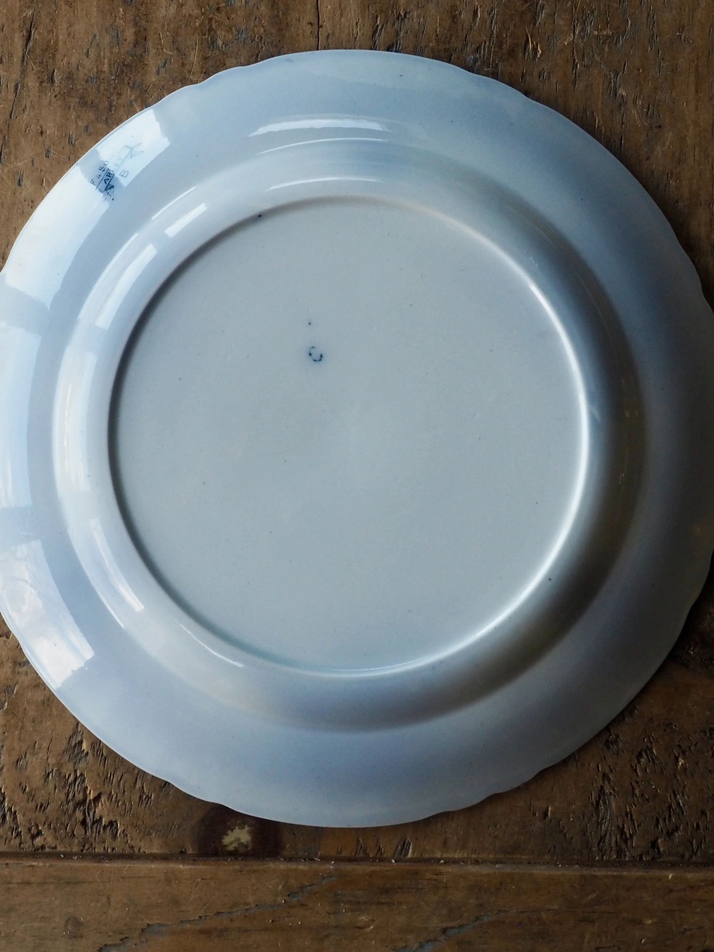 Arley Victorian dinner plate by Ford and sons, Burslem, England reverse with back stamp