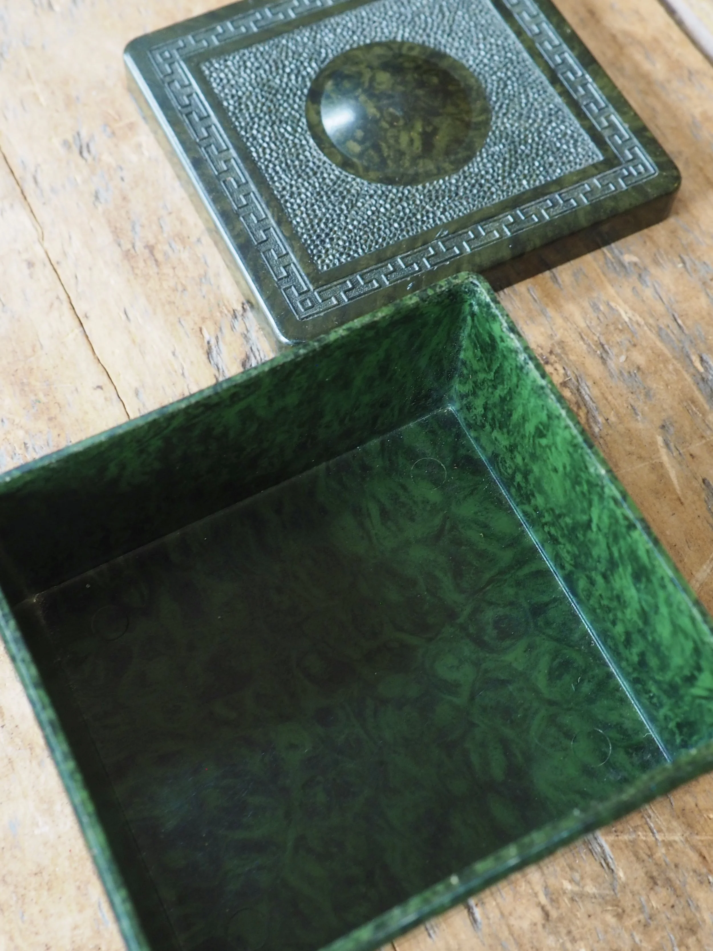 Green Art Deco Bakelite trinket box by Stadium