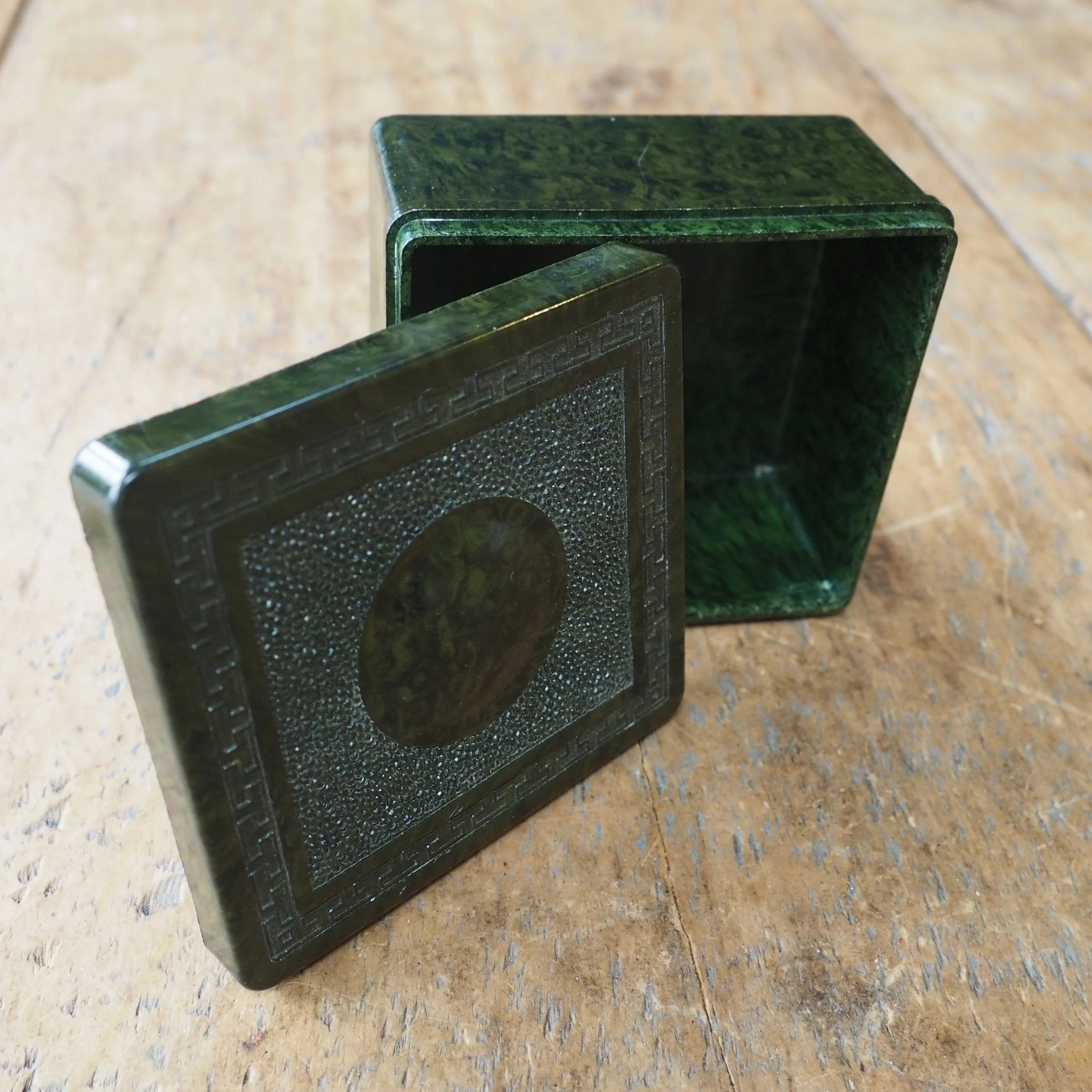Green Art Deco Bakelite trinket box by Stadium