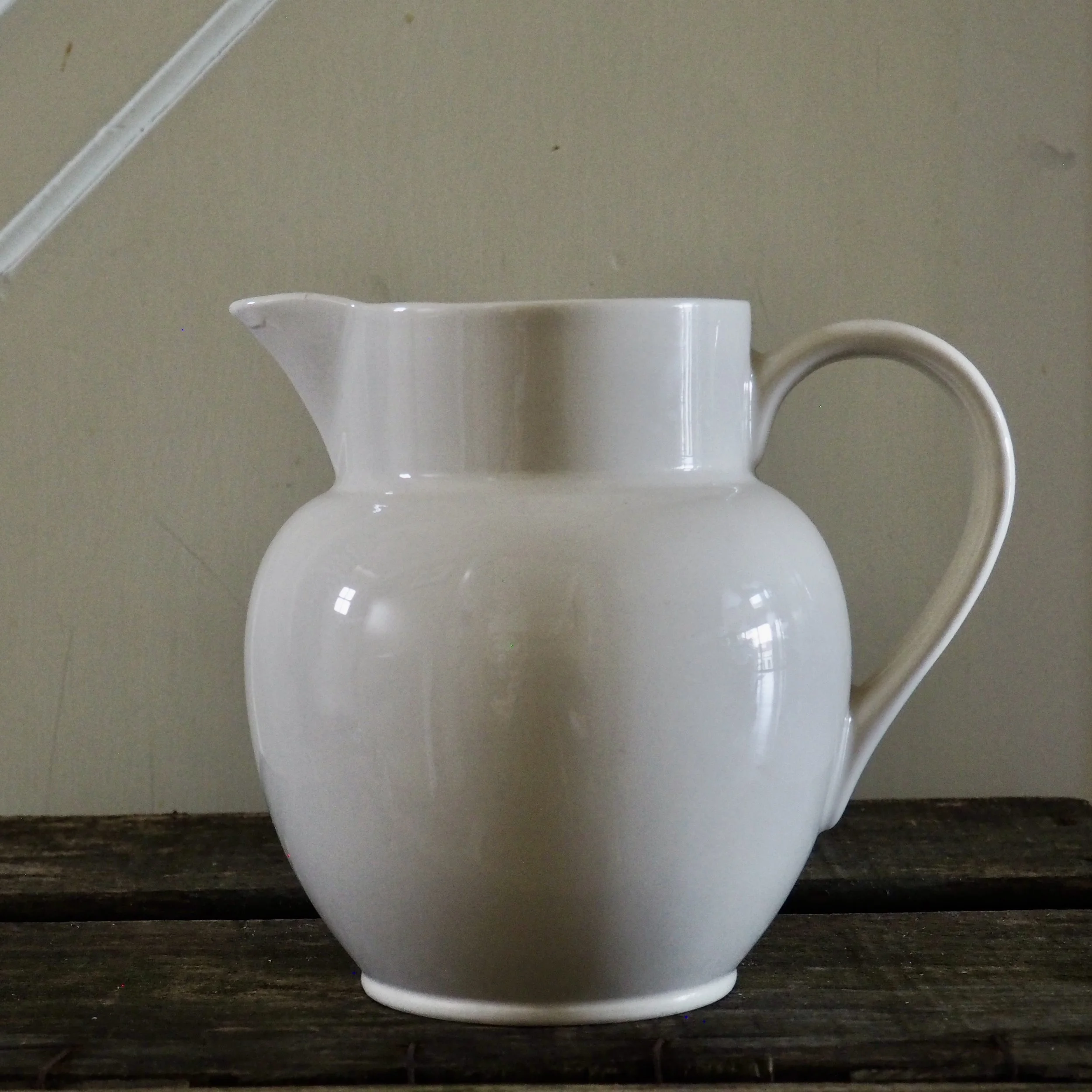 1/2pint white vintage milk jug