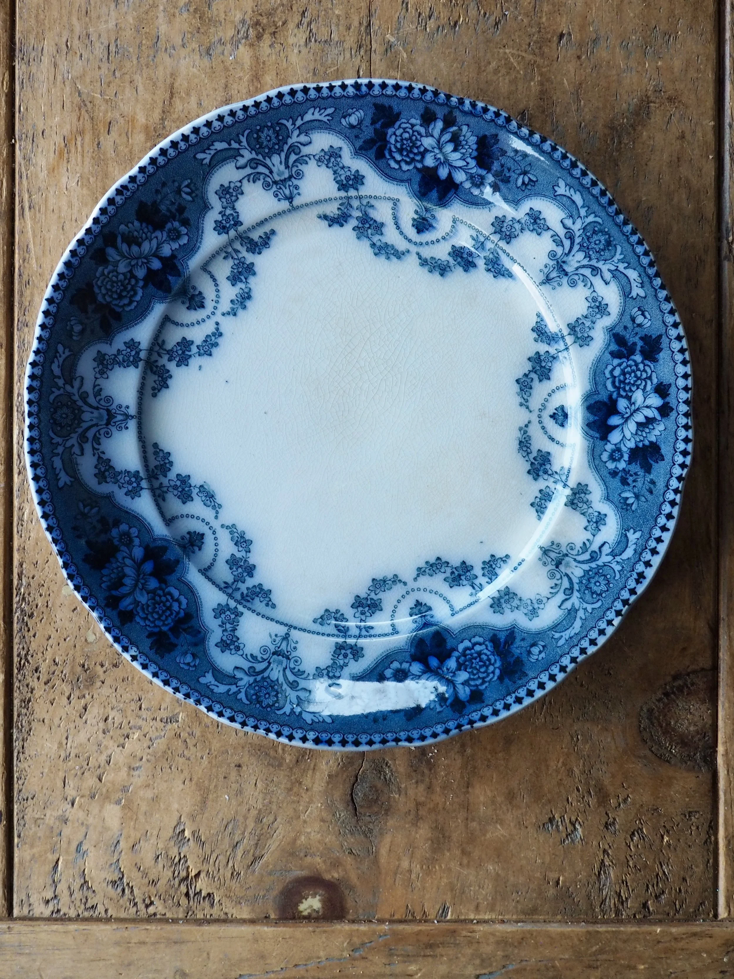 Ford and sons Argyle pattern victorian dinner plate