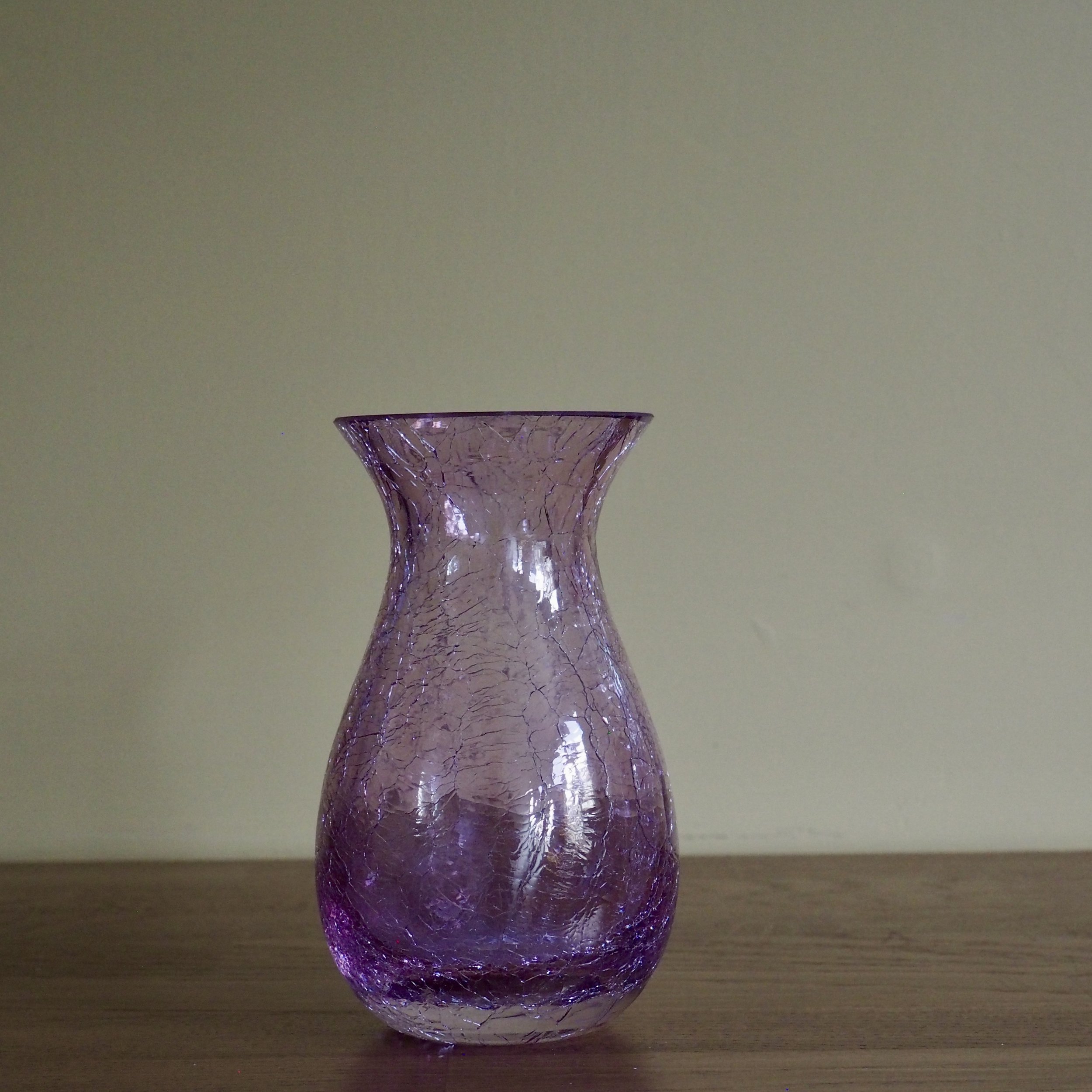 Pink vintage crackle glass vase