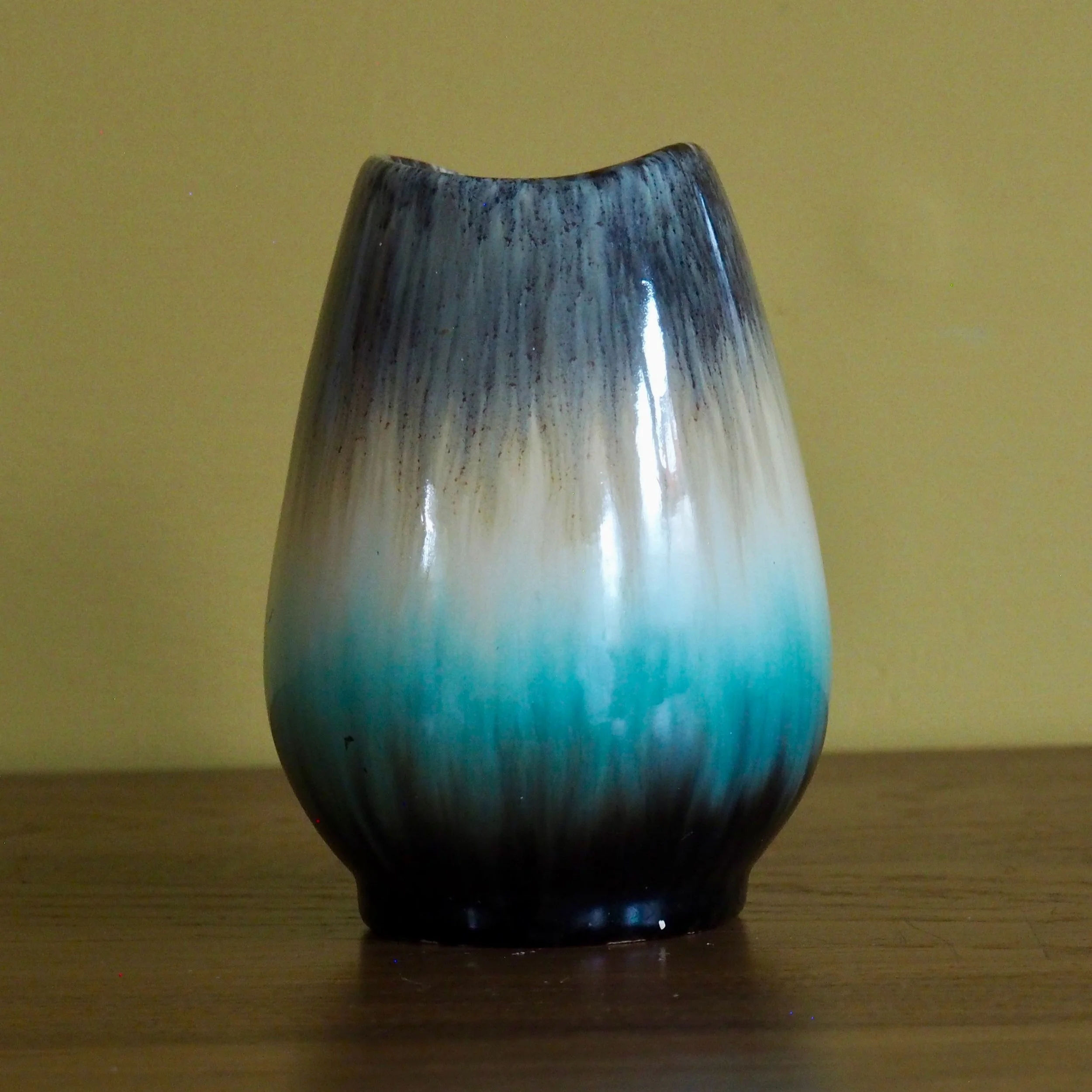 1930’s glazed posy vase