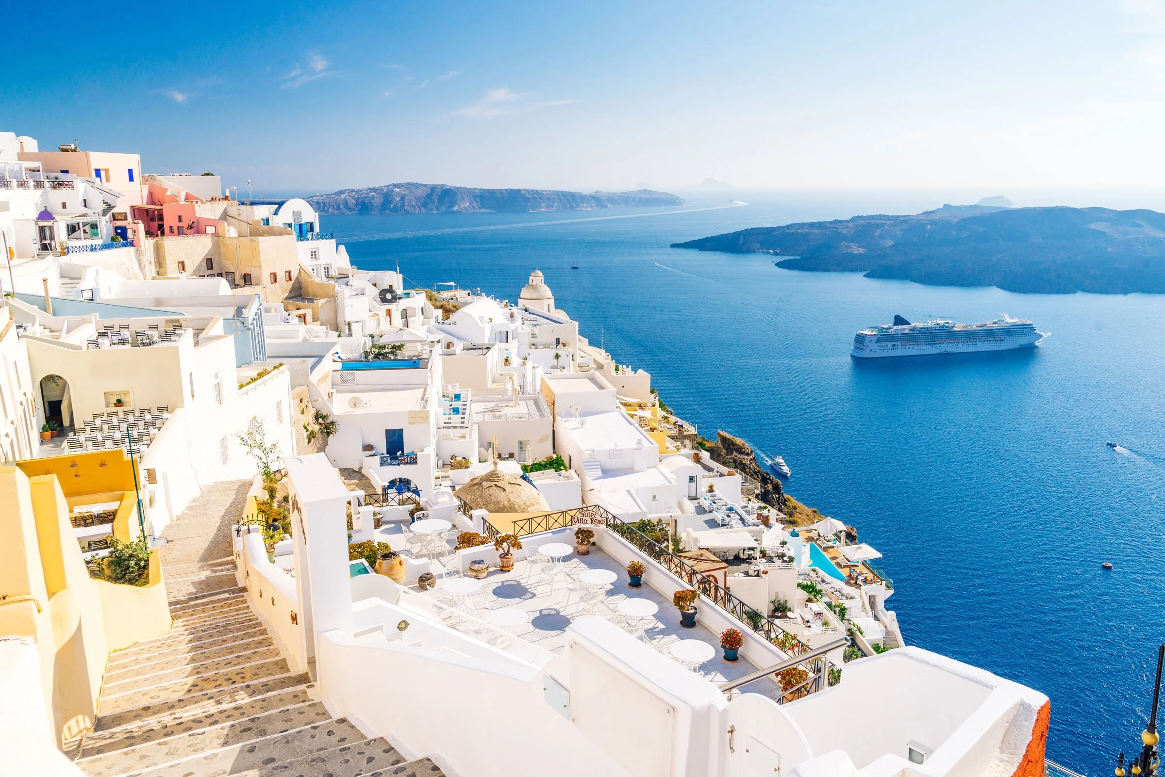 Santorini 3.jpg