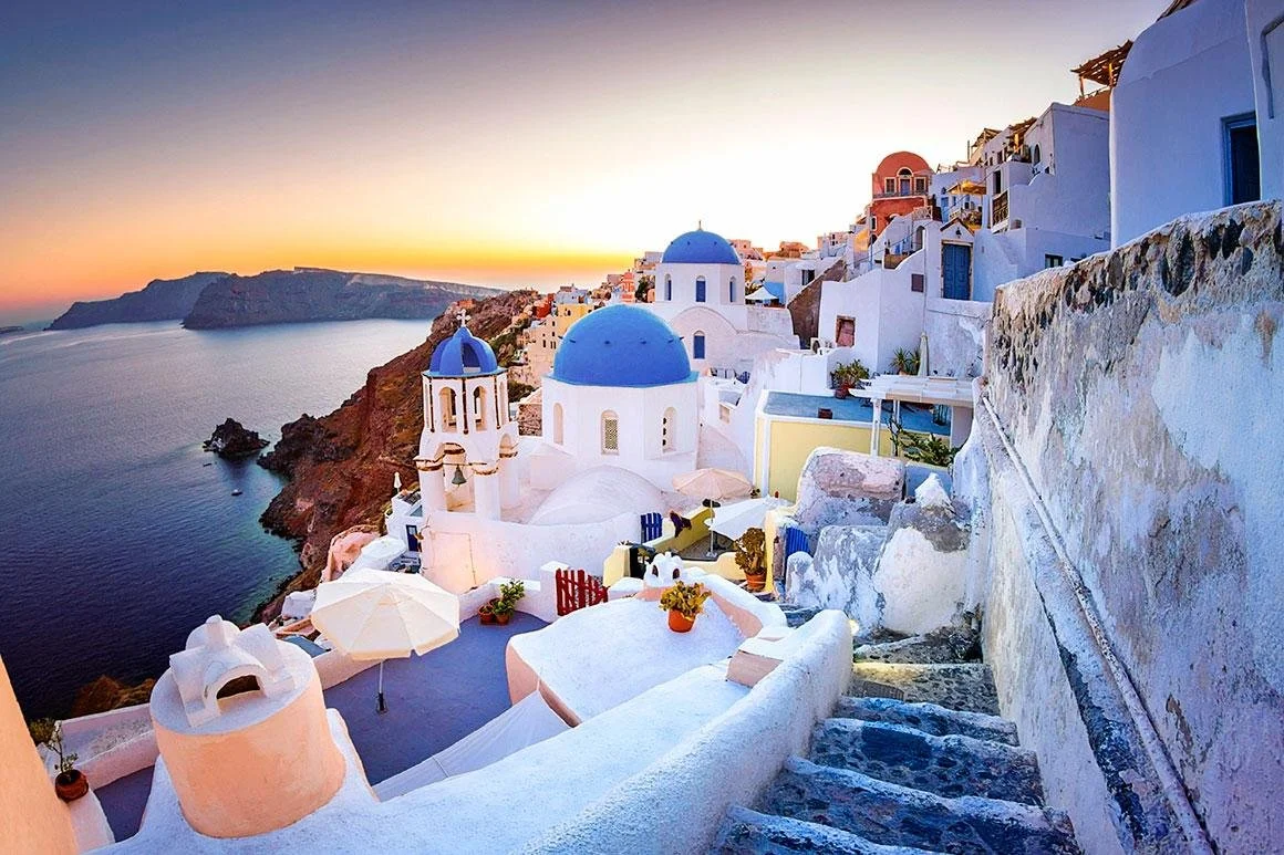 Santorini 2.jpeg