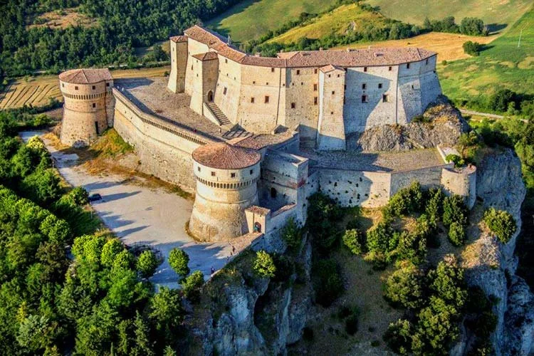 San-Leo 2.jpg