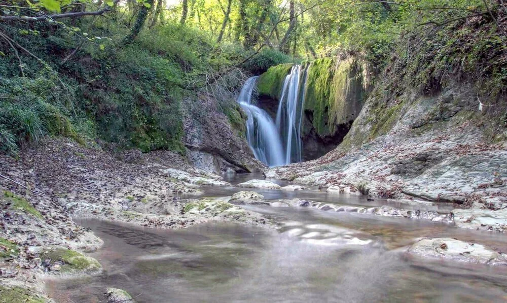 CASCATE DI SARNANO