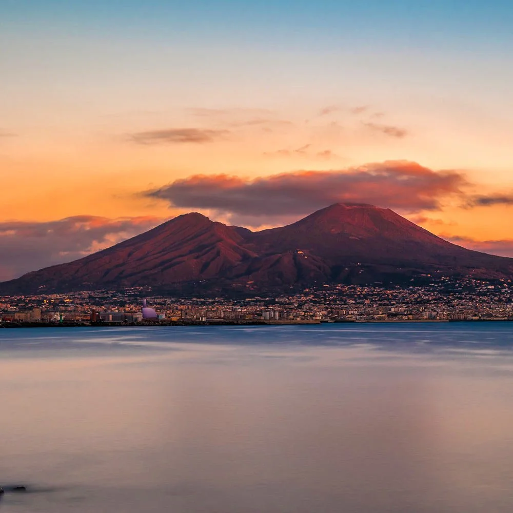 20180807001943vesuvio.jpg