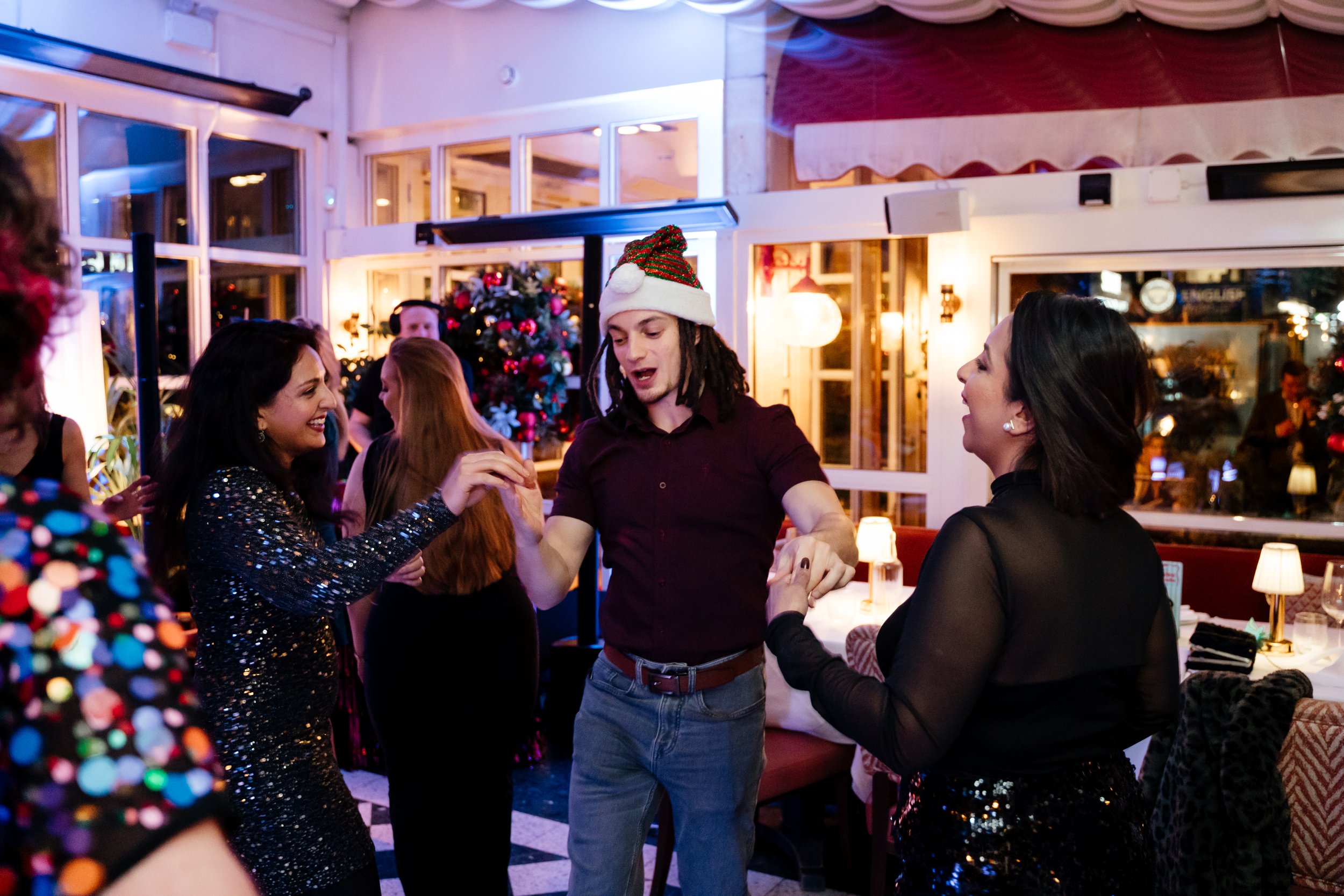 12_RiseUp_XmasParty_031225_166.jpg