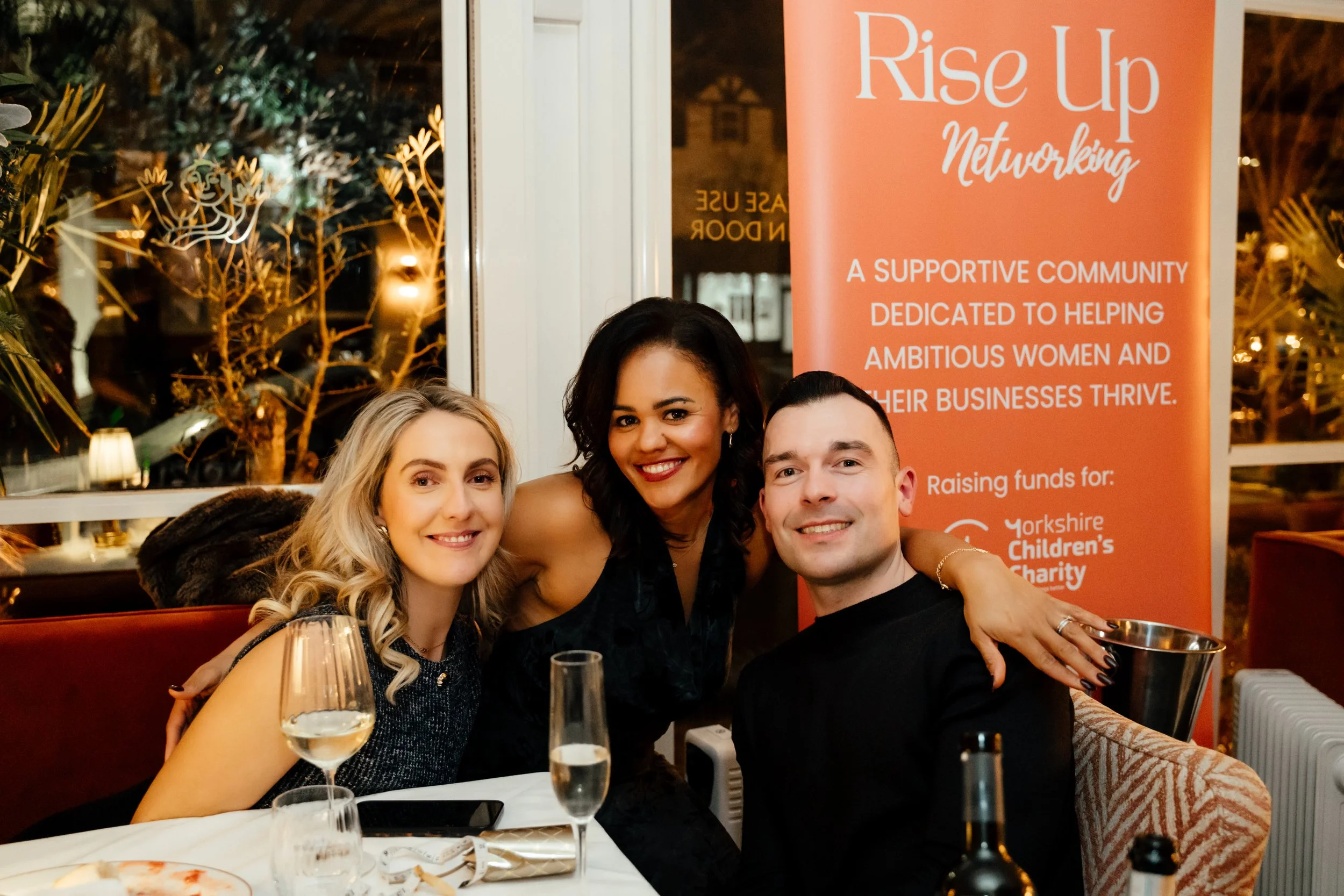 12_RiseUp_XmasParty_031225_164.jpg