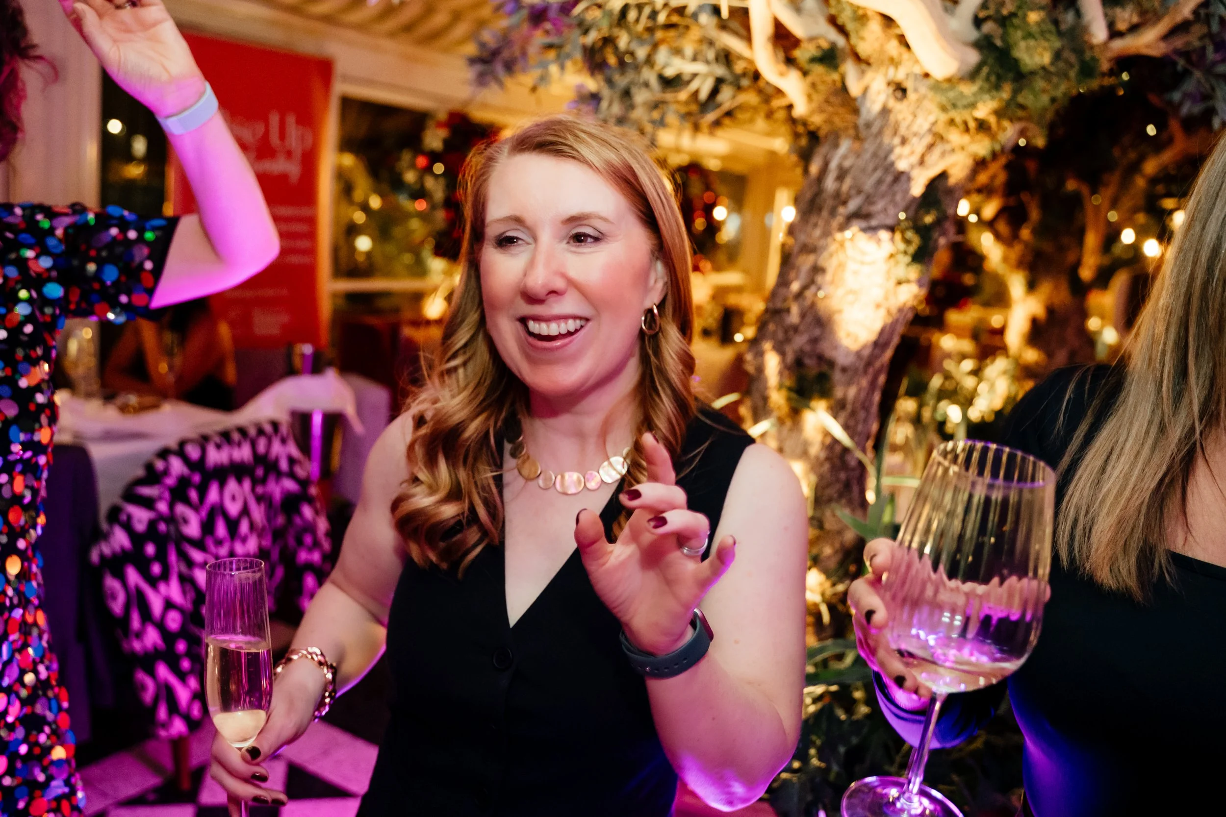 12_RiseUp_XmasParty_031225_171.jpg