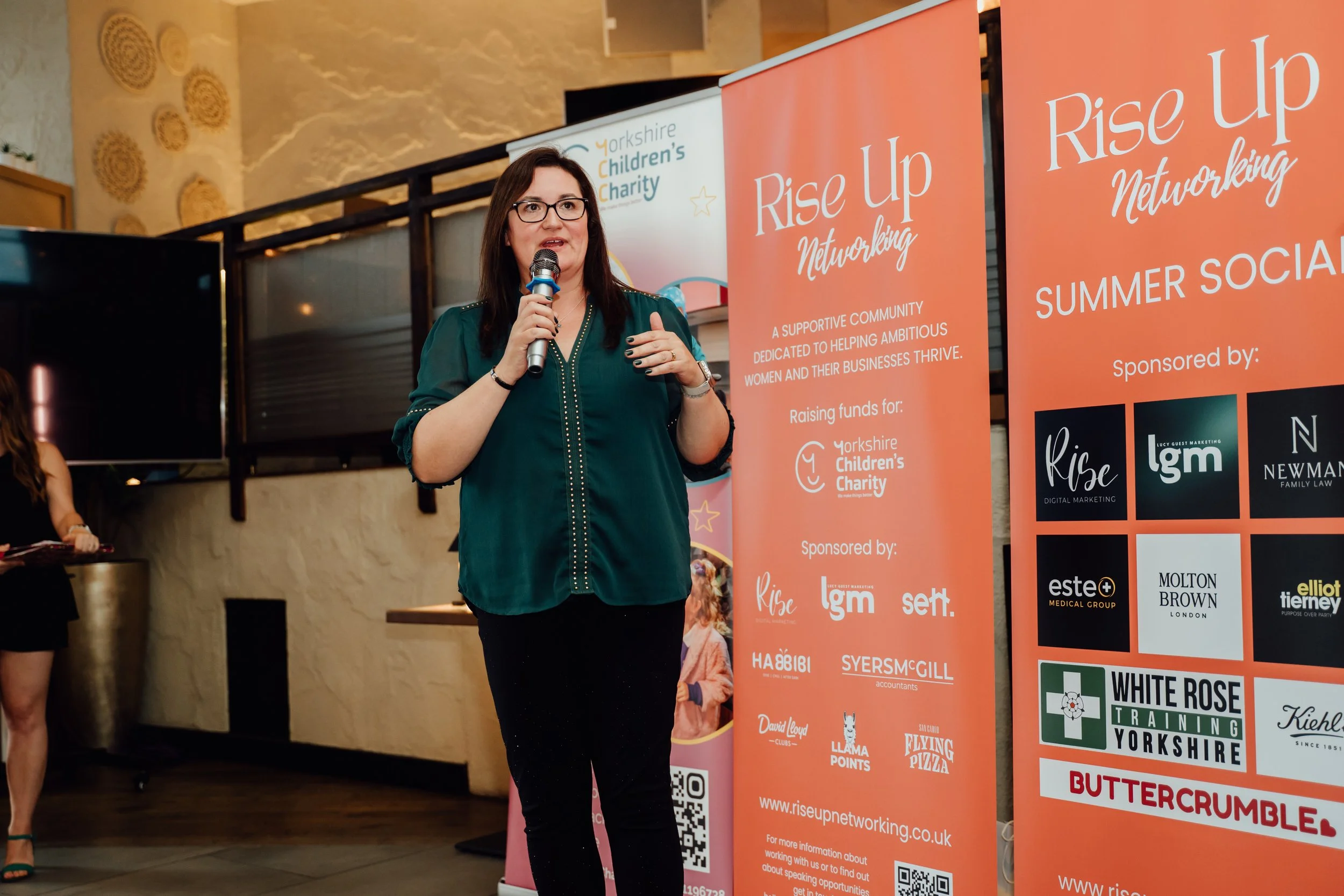 06_RiseUp_SummerSocial_010626_175.jpg