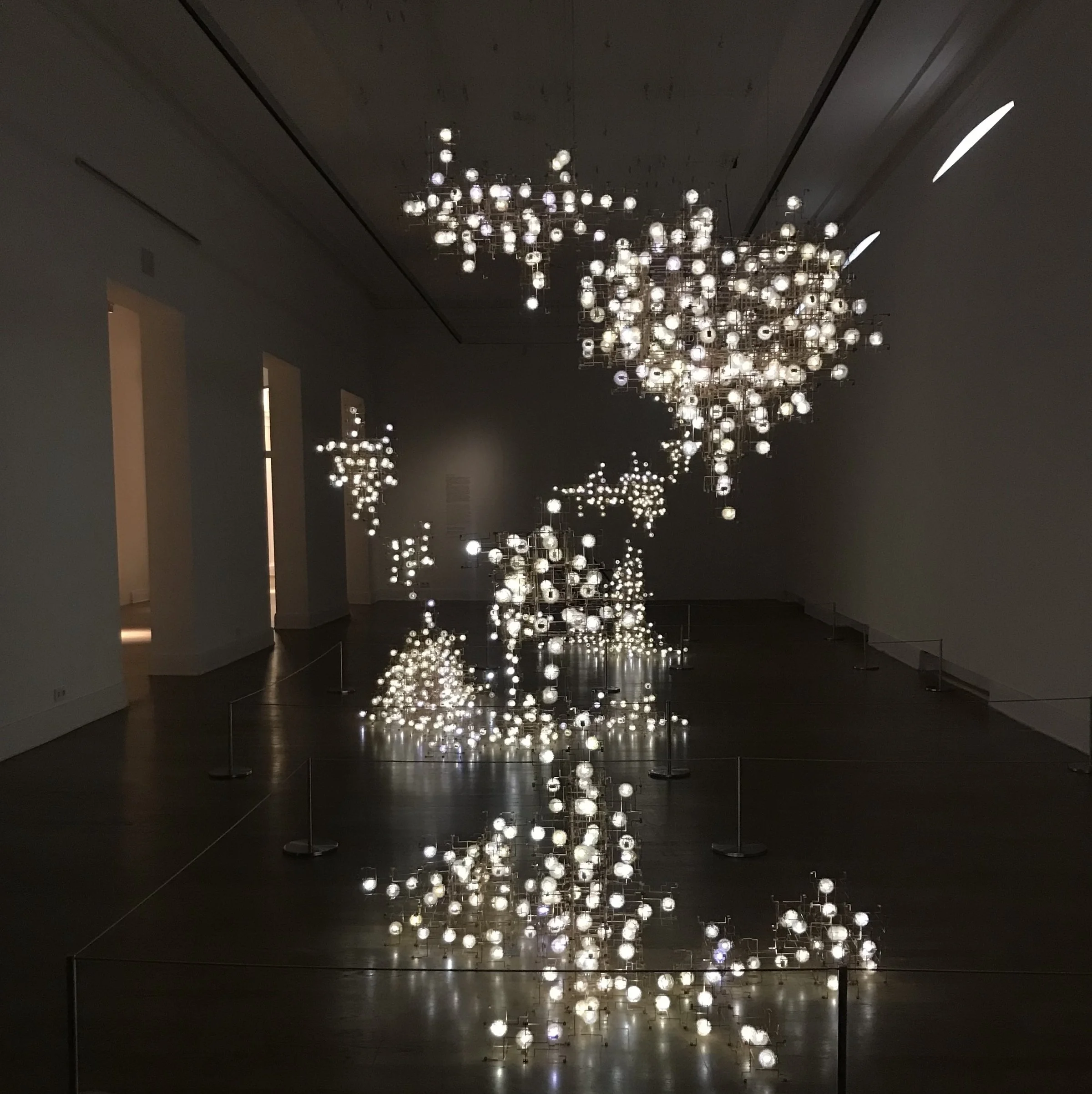 AUSSTELLUNG IM MKG