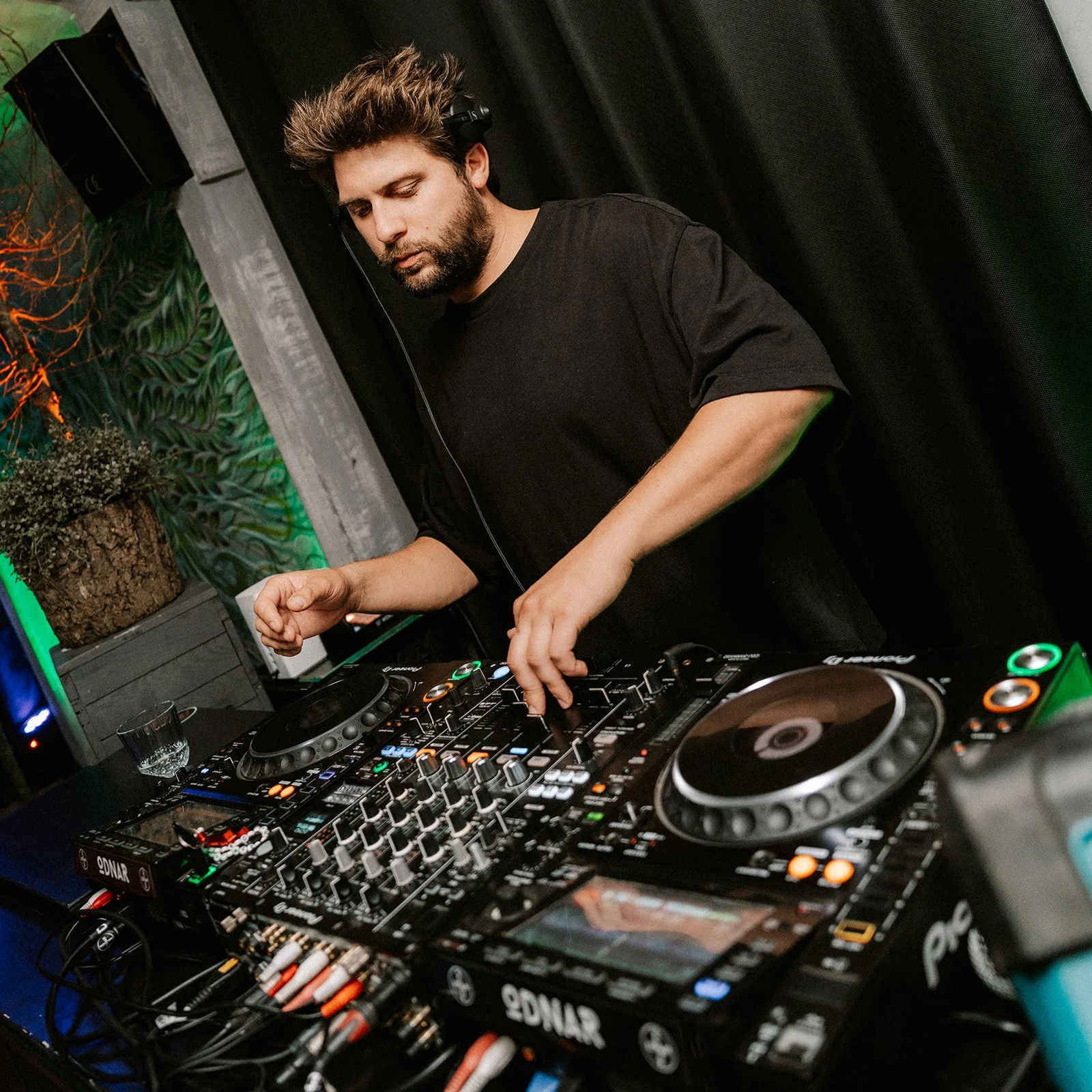 Shot by Ch_otte-L&L-1063.jpg