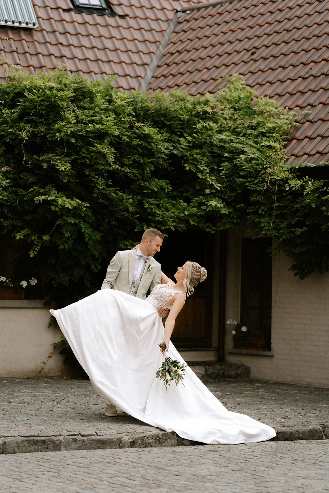 A & A | A Summer Wedding in the Flemish Ardennes