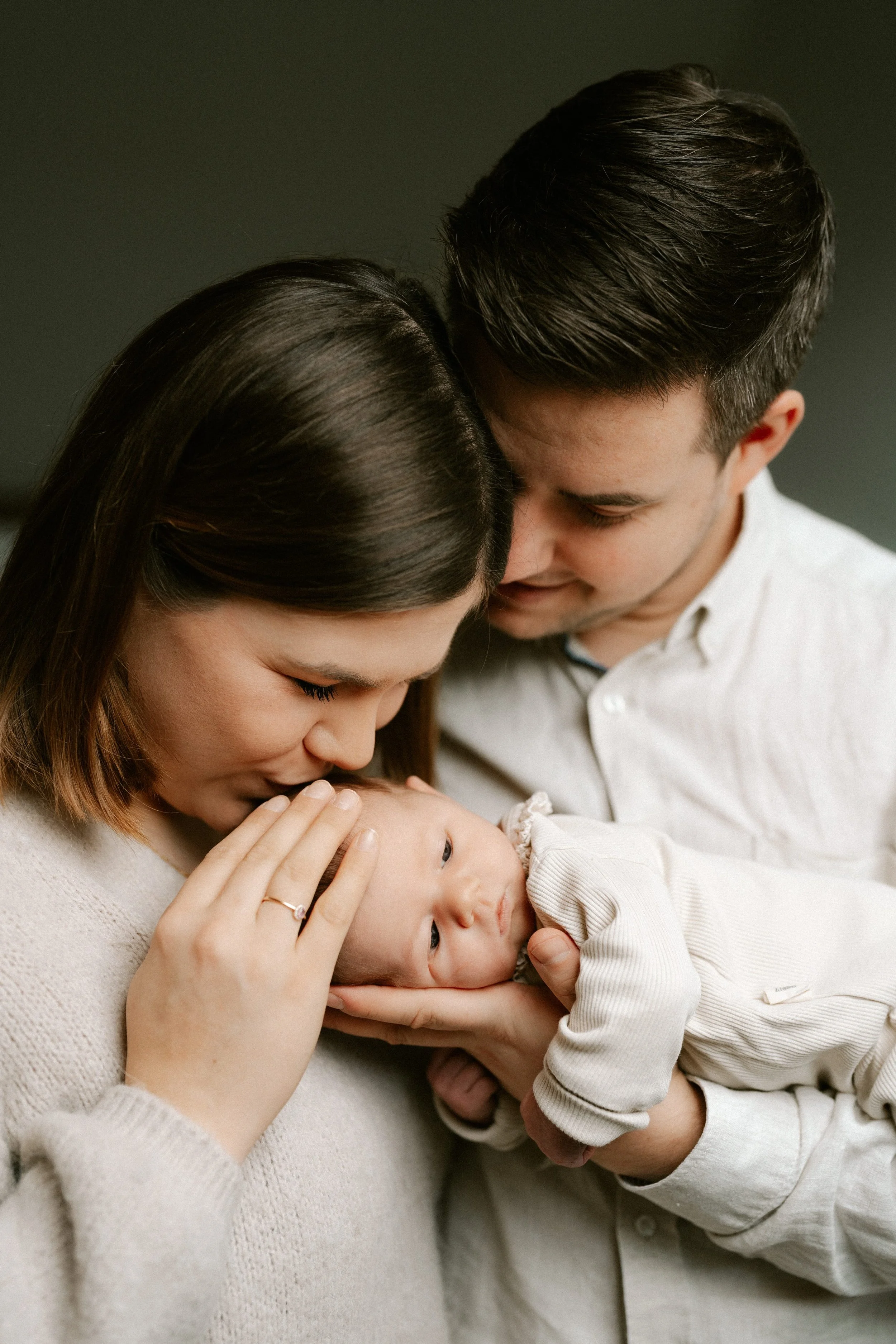 natural lifestyle newborn photography at home