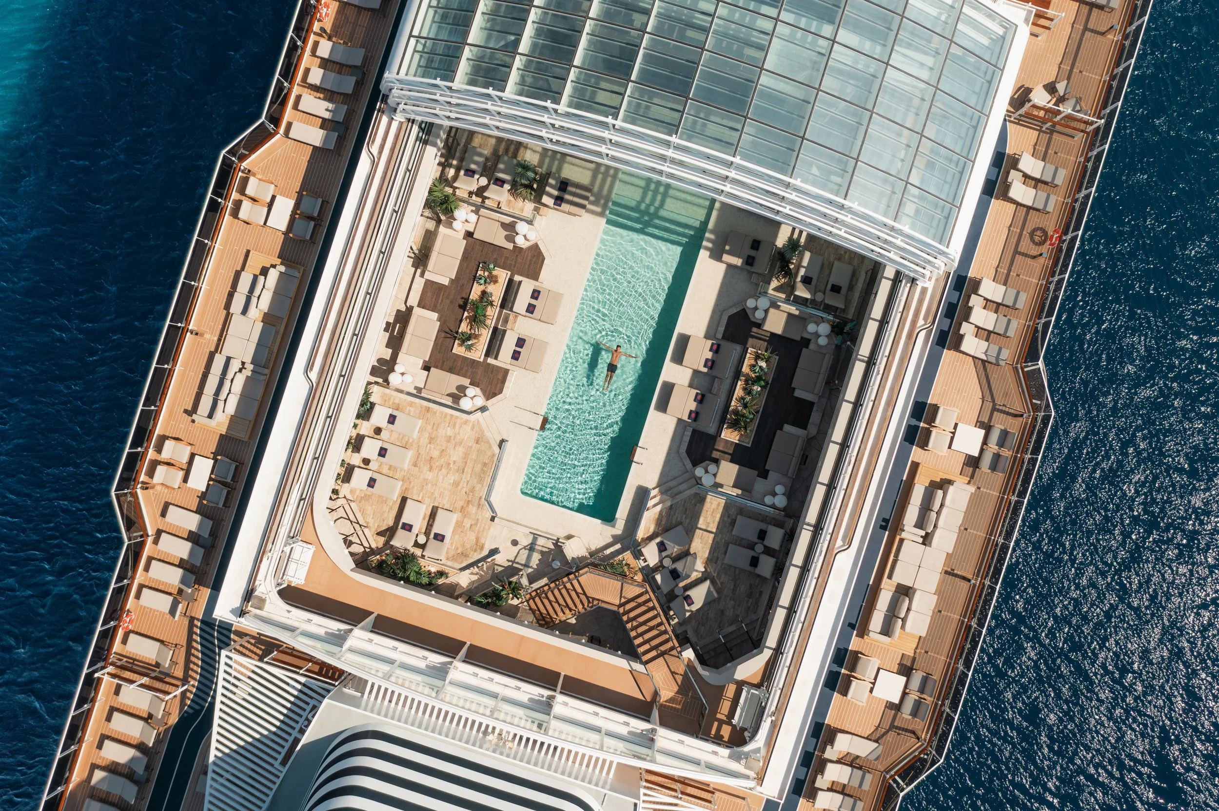 Explora_Conservatory_Pool_Drone_315_MASTER_Medium.jpg