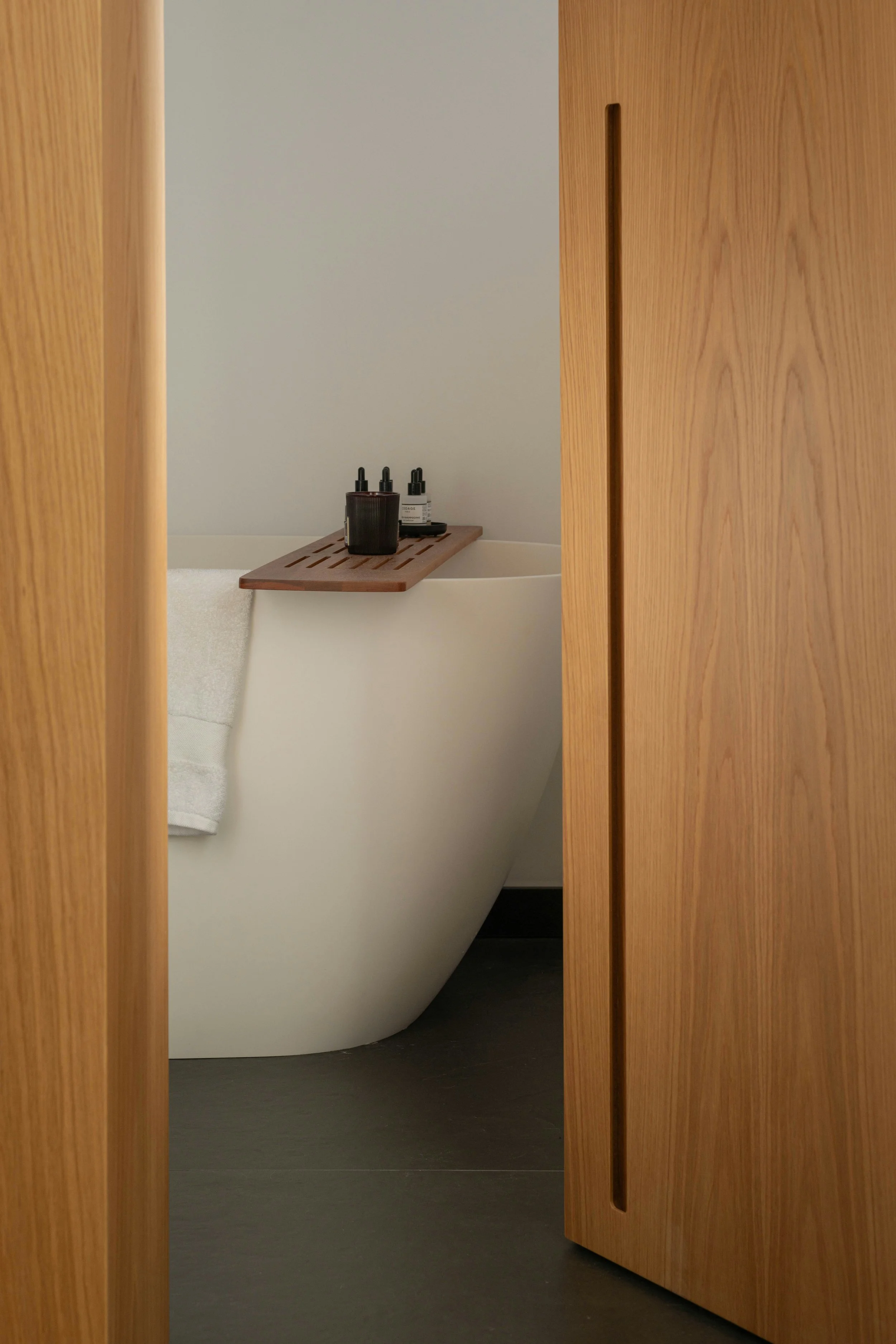 tendencia 2025 bañera vista en baño