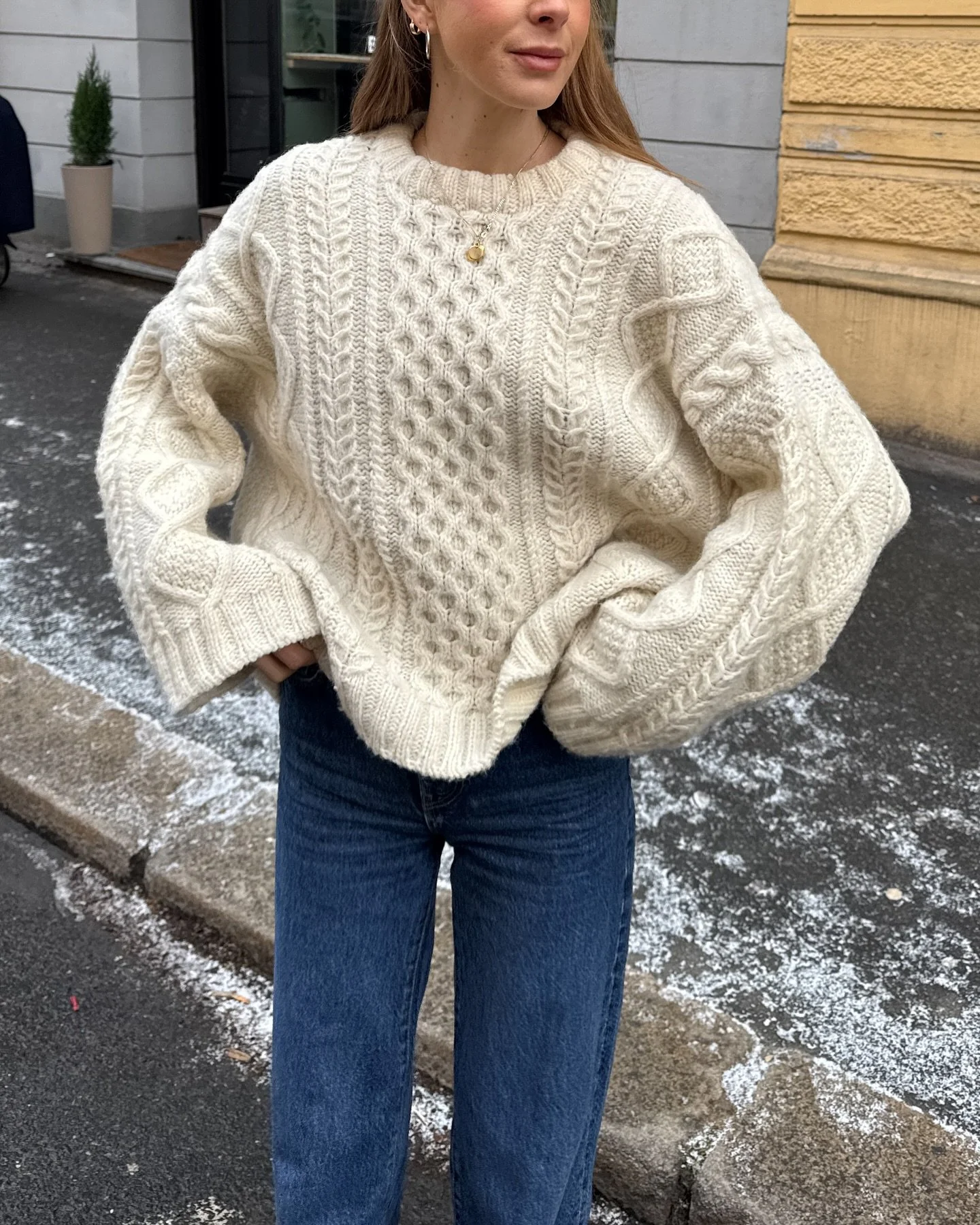 You know what to do if you dont owe a Fr&oslash;ya Sweater🌟

Pattern at www.ingriddyb.com and in my Ravelry Store. 

An update has also been made to make it Even easier to all of you to knit it✨

#fr&oslash;yasweater #ingriddyb