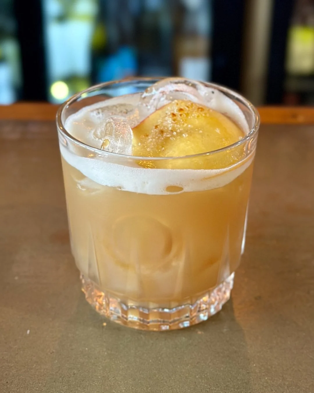 PEACH NOIR