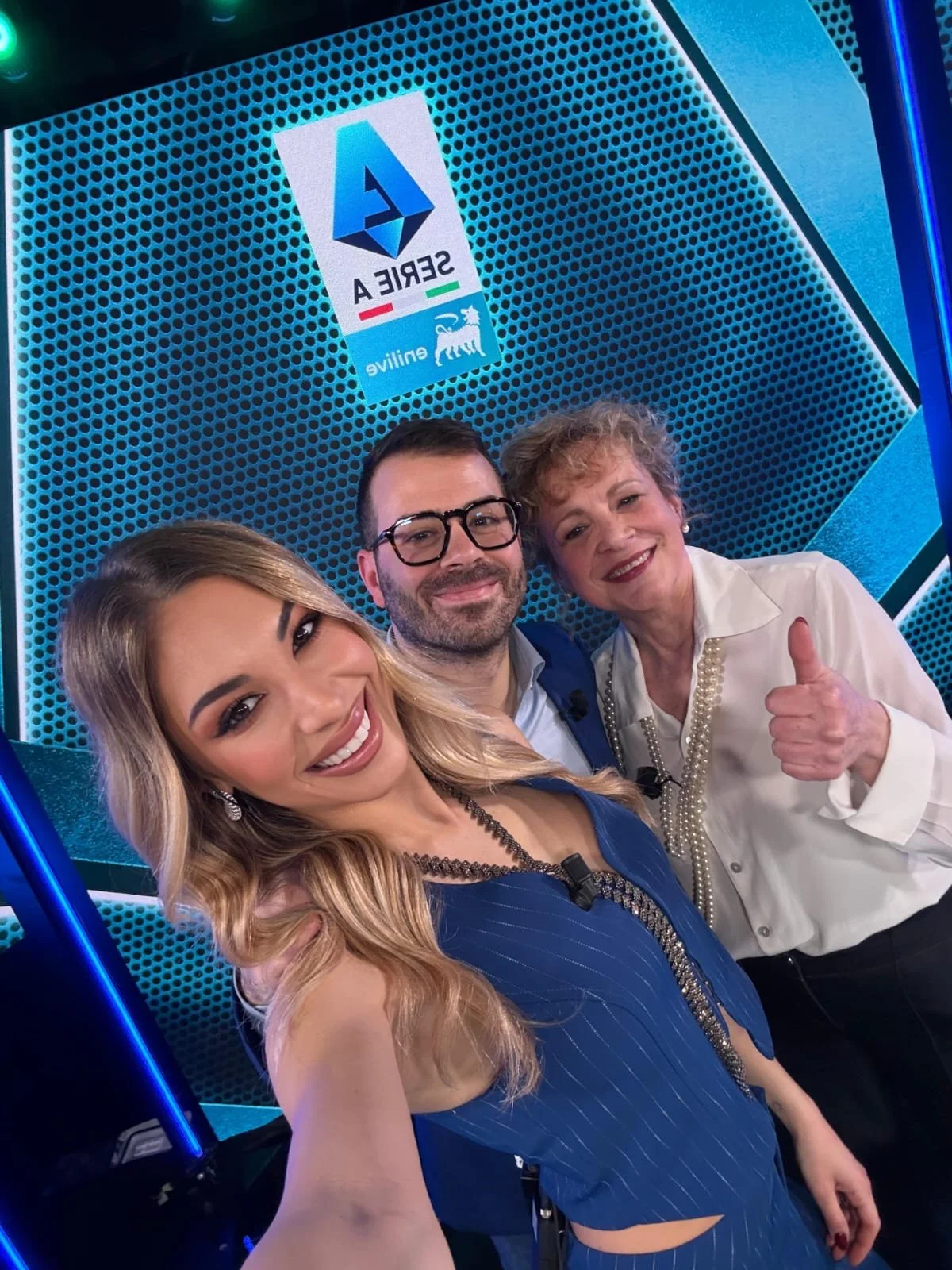 14 febbraio presso gli studi della  Lega Calcio a Lissone, ho presentato il mio Format "Un calcio alla Luna". Trasmissione Calcio serie A enilive Condotta da Chiara Giuffrida e Raffaele Pappada'. Ho parlato di come la Luna centro di emozioni sia in r