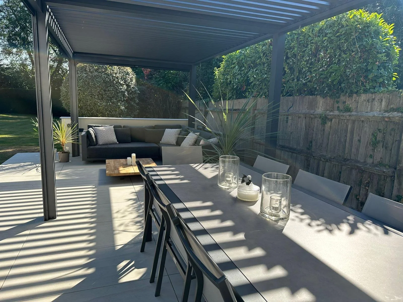 Contemporary Landscaping: Essential Design Tips to Transform Your Garden