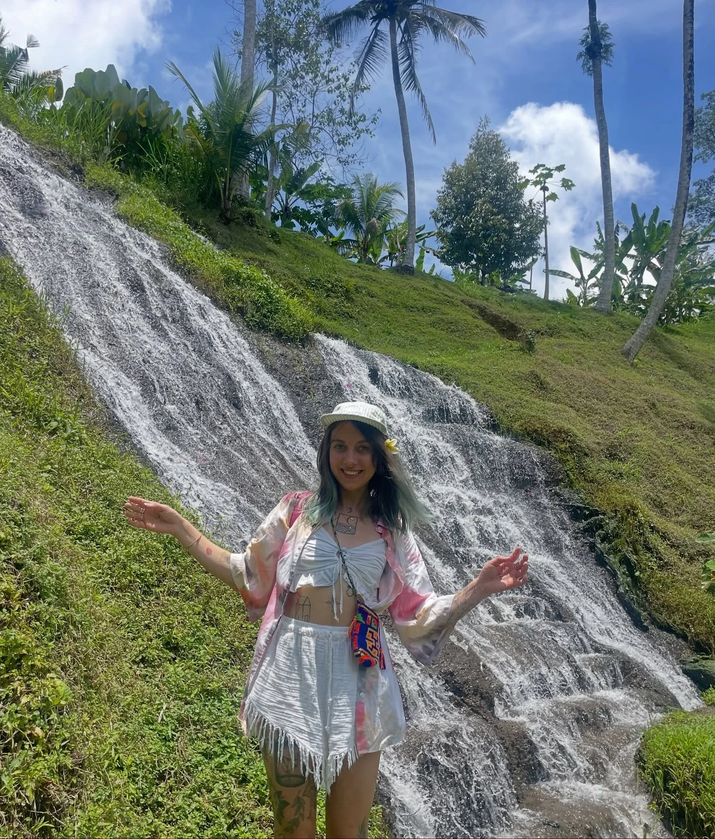 in my natural habitat 🌿🌸💫🪷🌴🦋