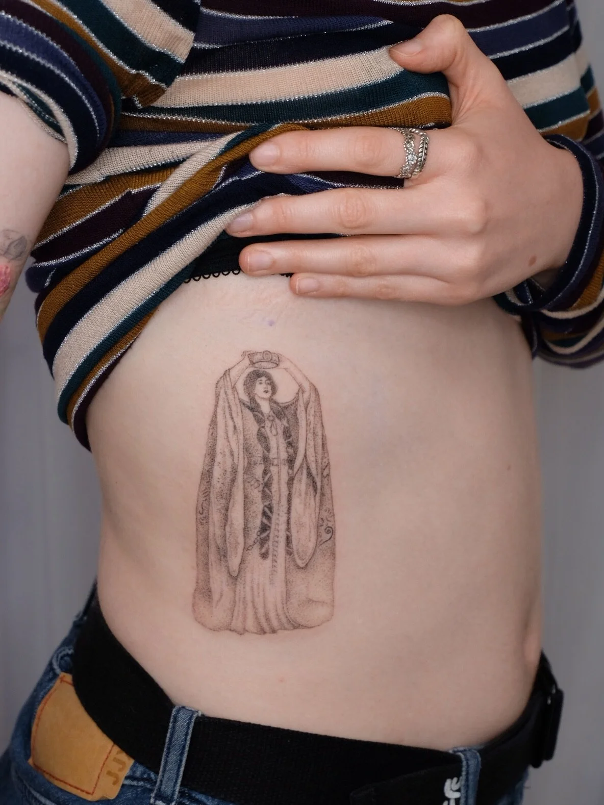 handpoked tattoos inspired by 19th century paintings 🌚✨