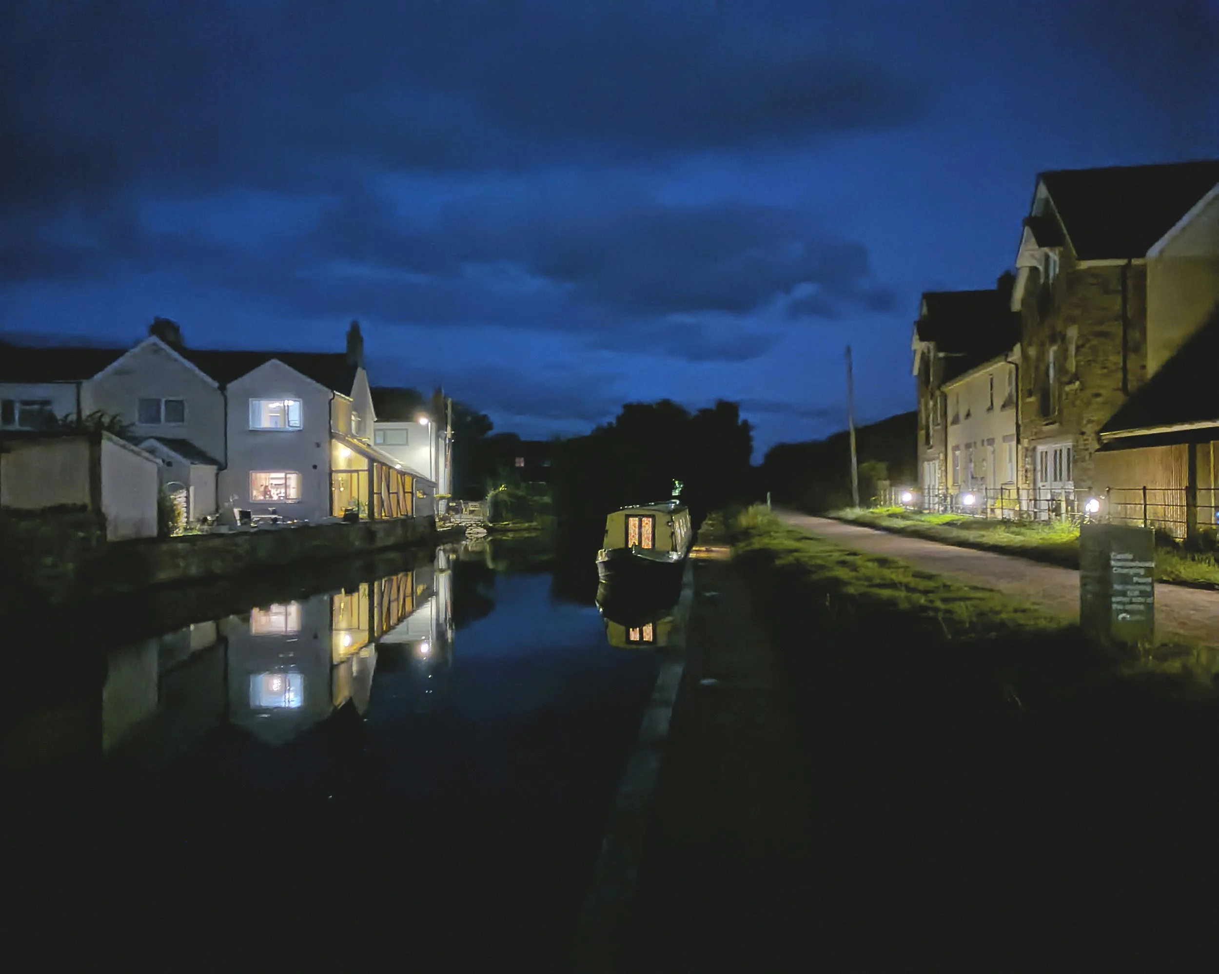 brecon-basin-nightshot_53906093489_o.jpg