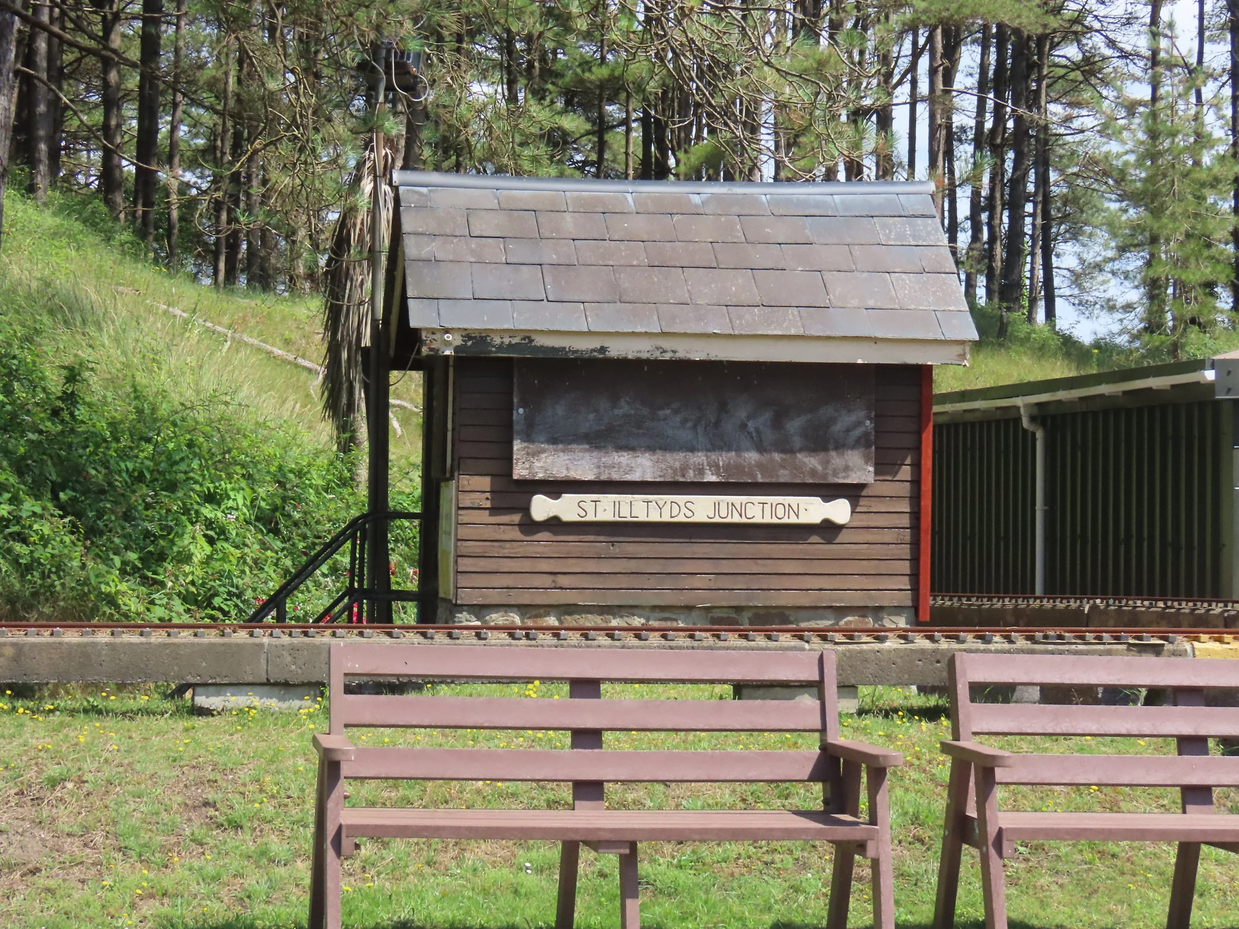 pembrey-country-park-visit_53888727107_o.jpg