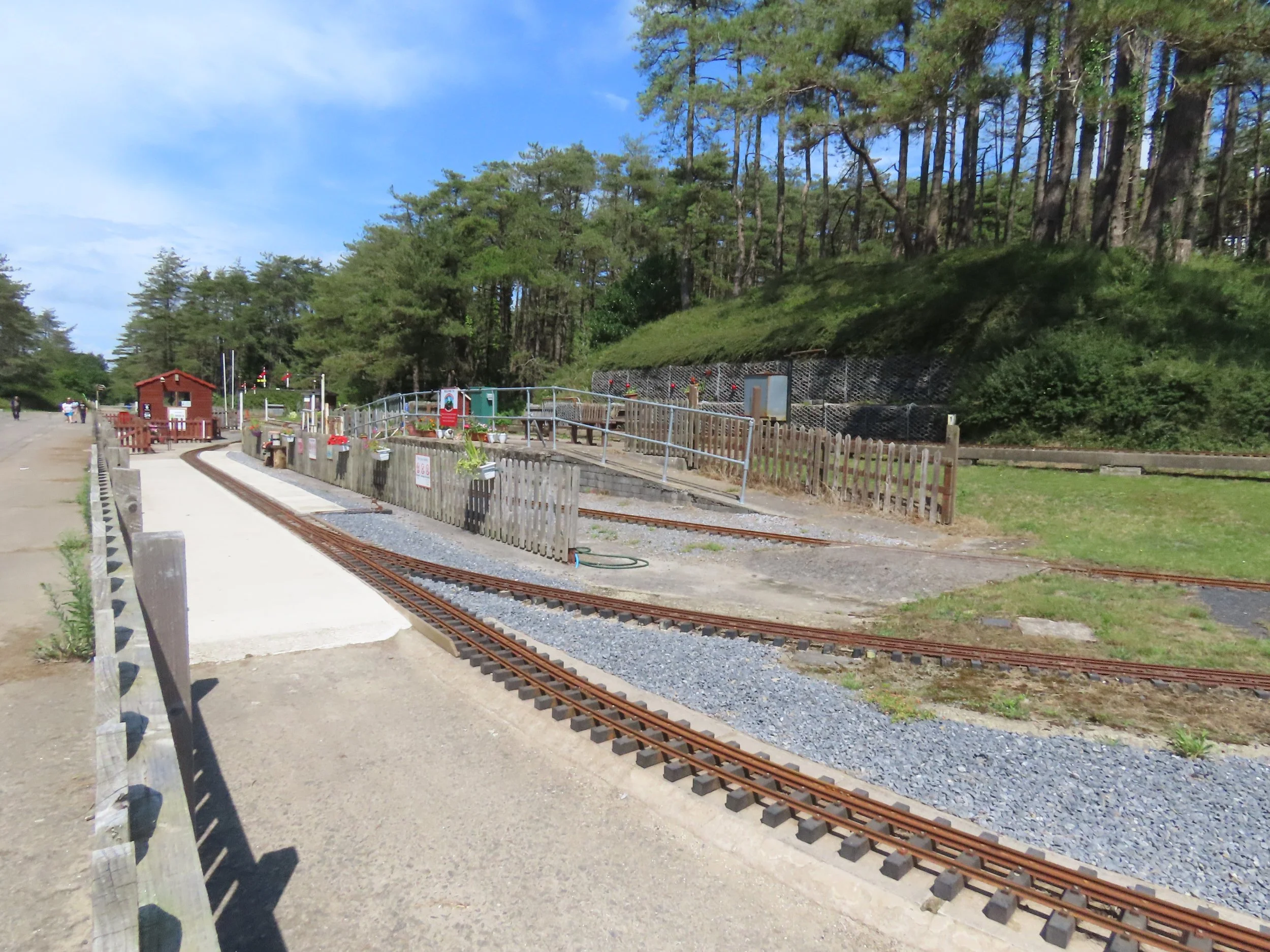 pembrey-country-park-visit_53889639676_o.jpg