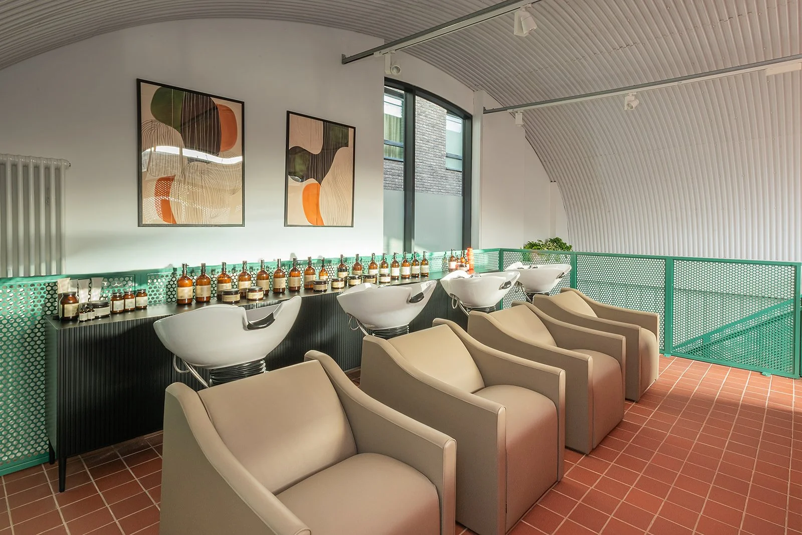 NLM_retouch vs 1_Battersea (3 of 6).jpg