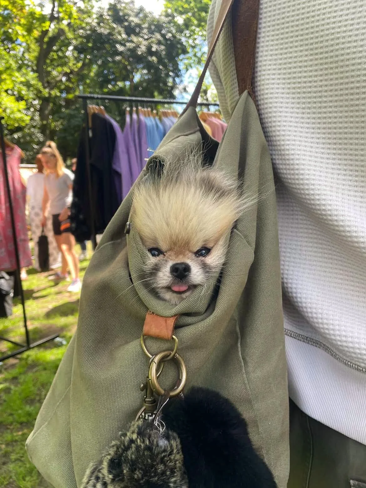 If these vibez feels up your alley ~ come to our new market collab  @the.kindredmarket launching next weekend 1st November in collaboration with @dte_market 💖