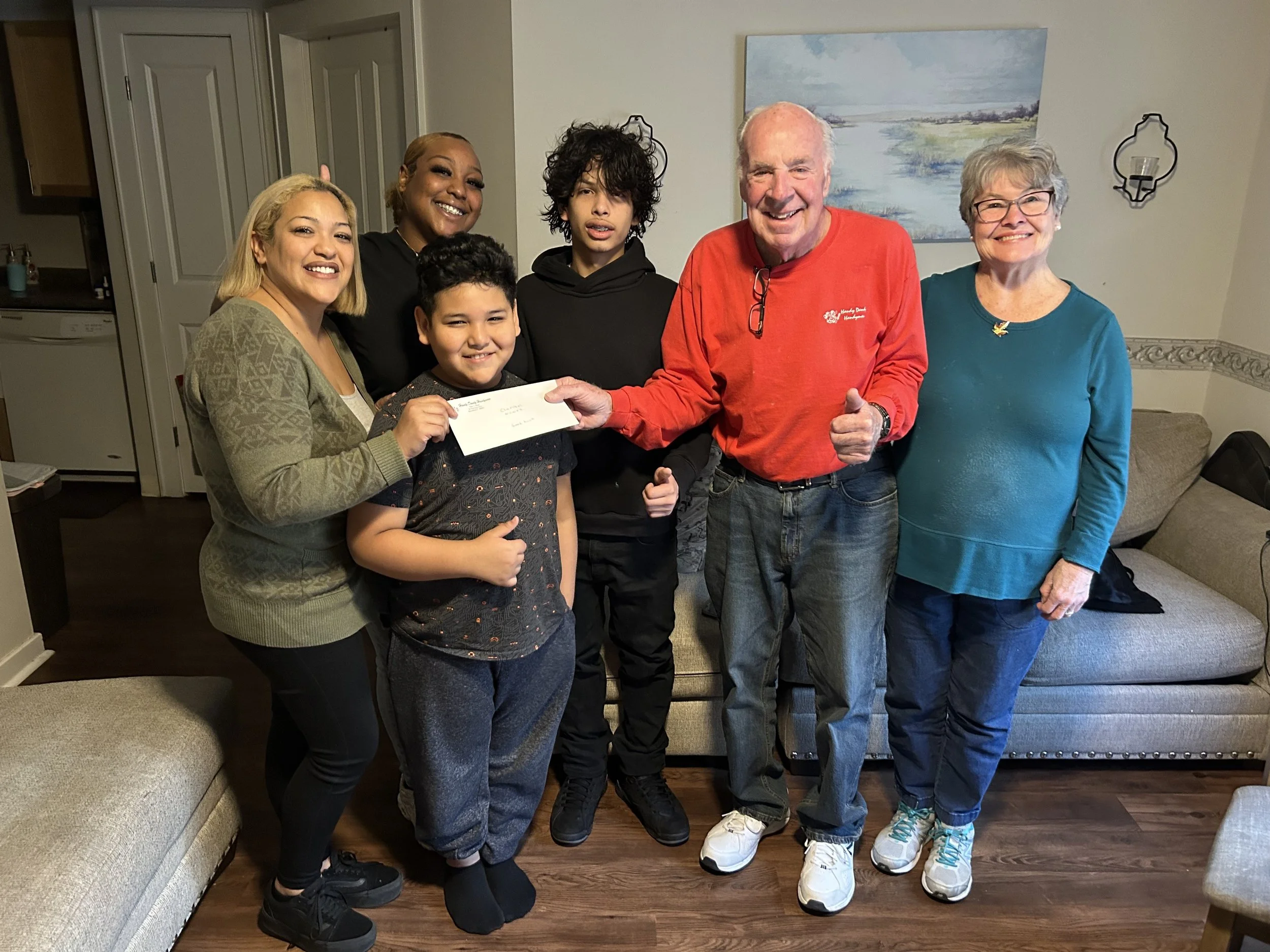 Pete Carol Ann Claribel Nunez and Kids1.jpeg