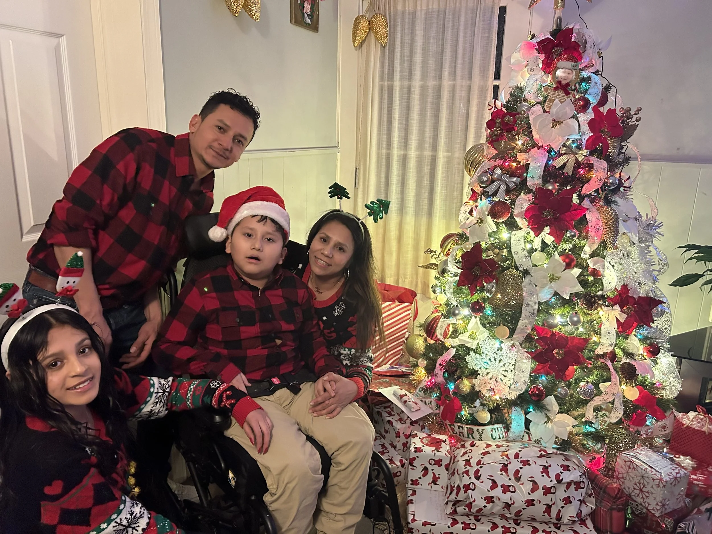 Hector Family Christmas.jpg