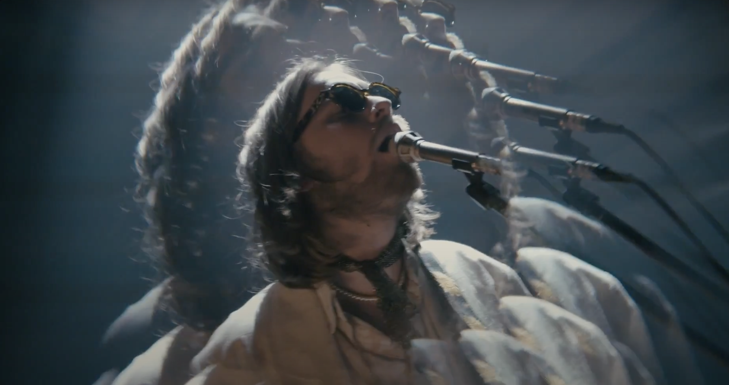 dolphin love - WATCHINGTHEWORLDGOBY (LOVESSION)