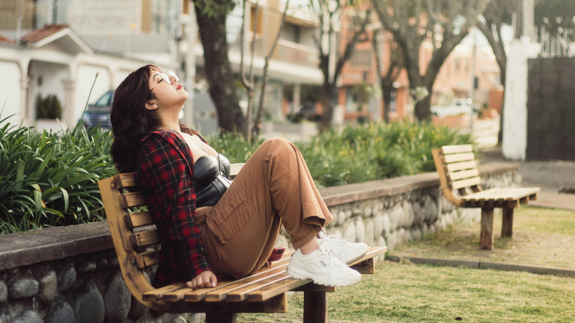 Health Clutter Is Real, and It Might Be What's Keeping You Stuck