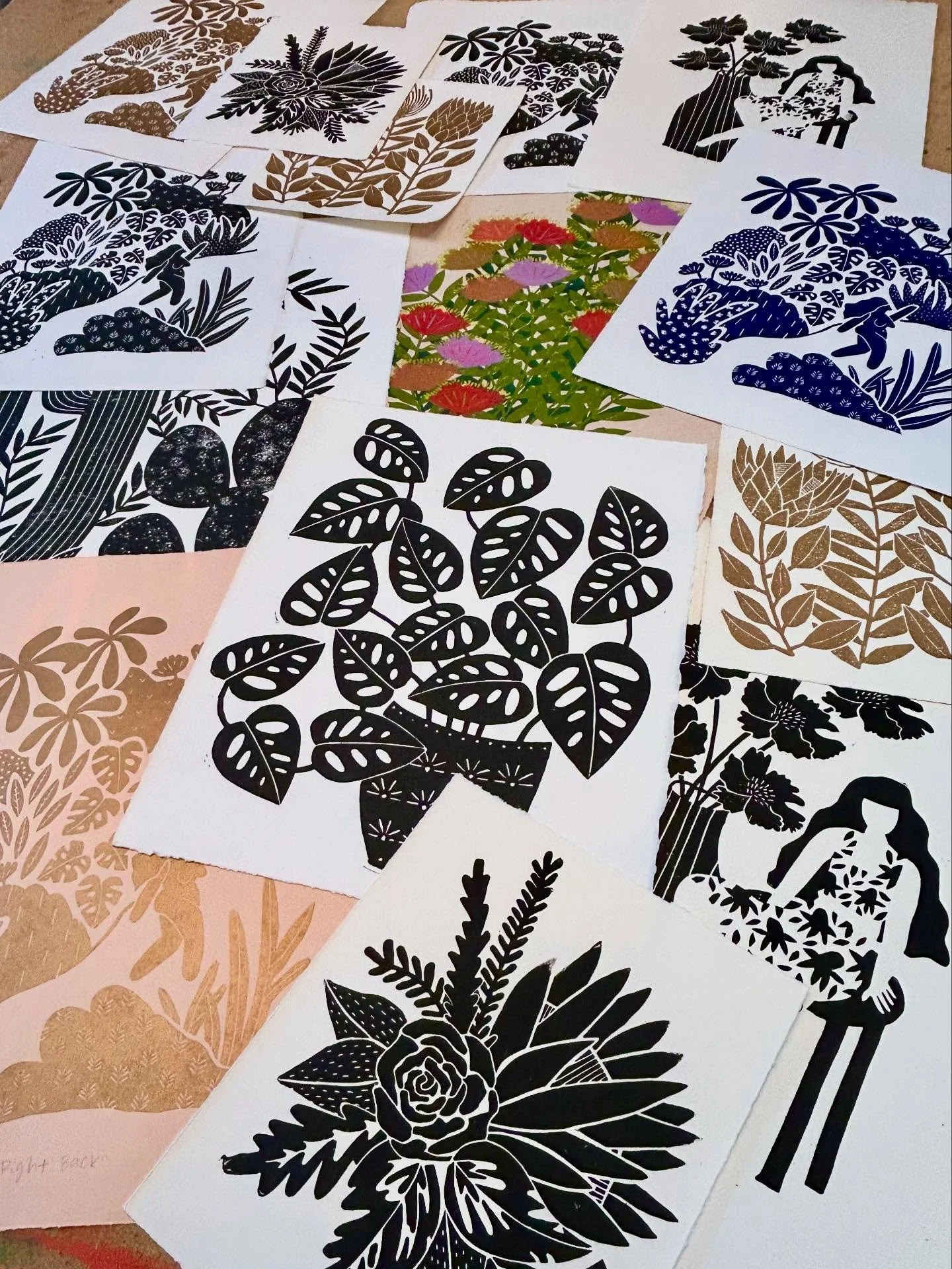 There&rsquo;s a sale on some prints leftover from my printmaking days happening in my stories. They&rsquo;re priced to sell and the last of their kind! 🩷