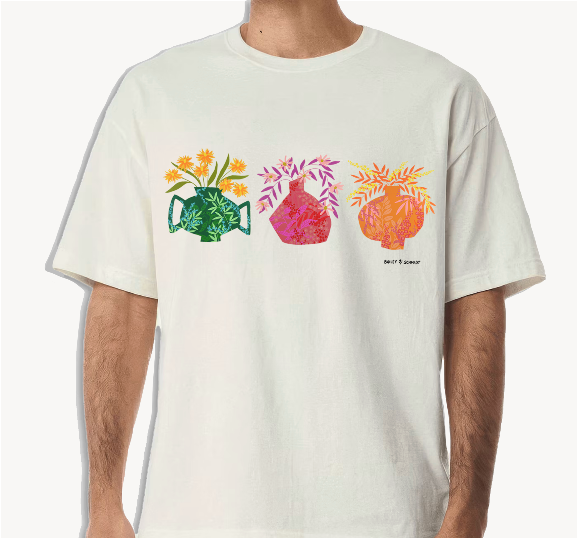 Vase Trio standard cut t-shirt