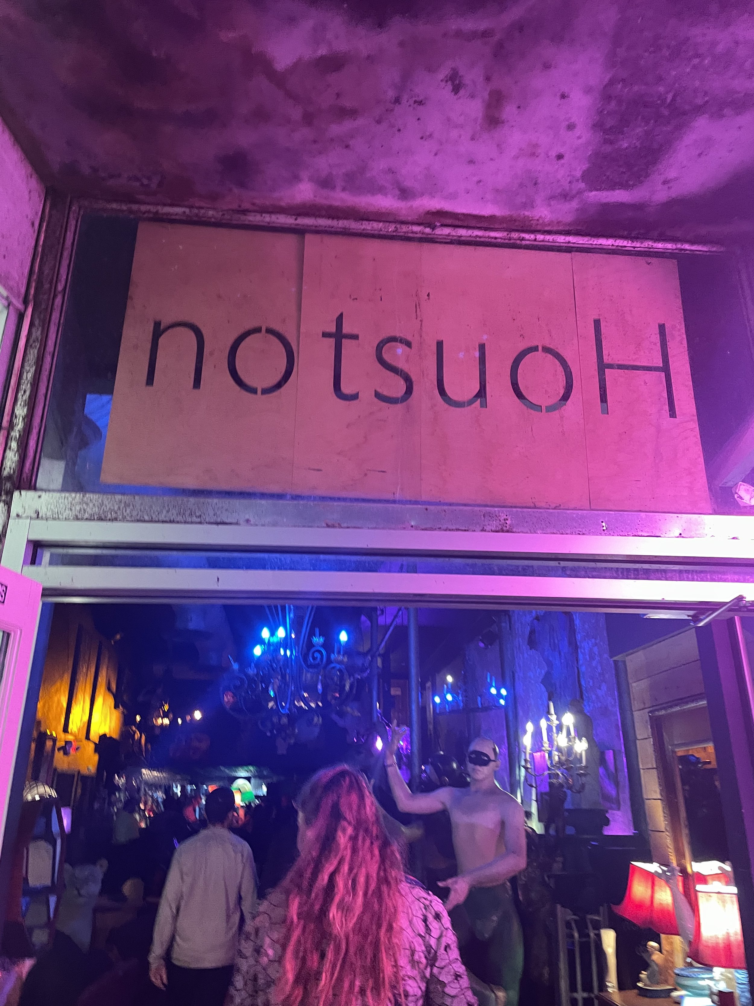 Exploring HOU Things: 100 Must-Experience Activities for Newcomers