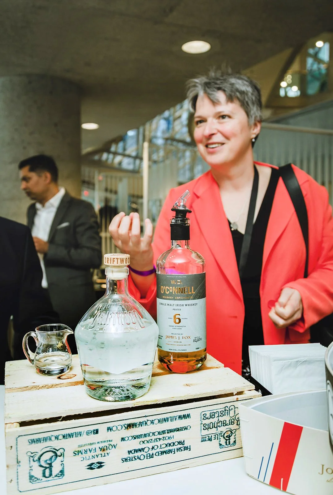 1-Moneyshot-Oyster-Spirit-Happy-Woman.jpg